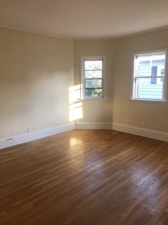 Saugus, Massachusetts, 01906, United States, 4 Bedrooms Bedrooms, ,3 BathroomsBathrooms,Residential,For Sale,1930516