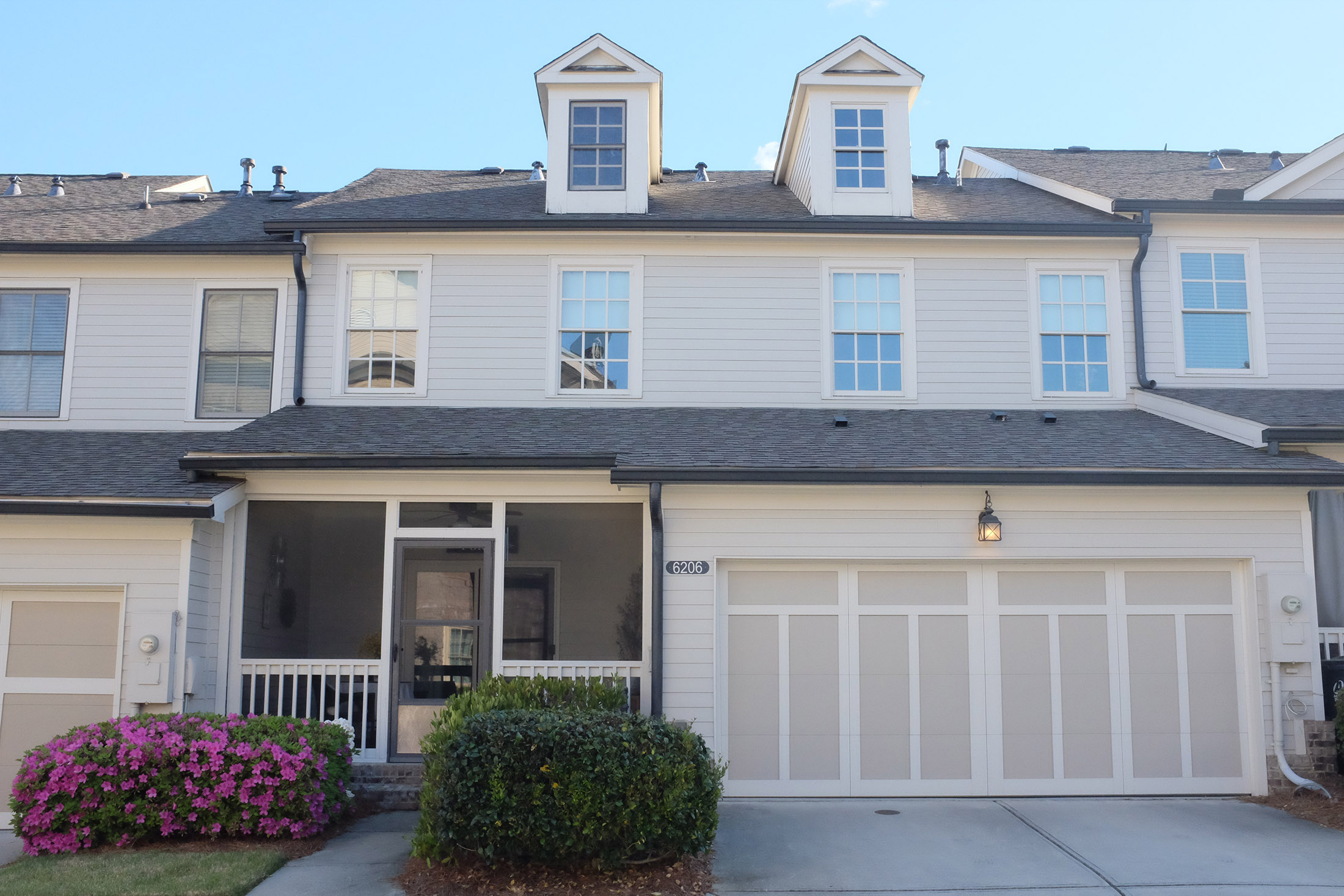  Charming Cape Cod Cottage Style Townhome - 物件實景