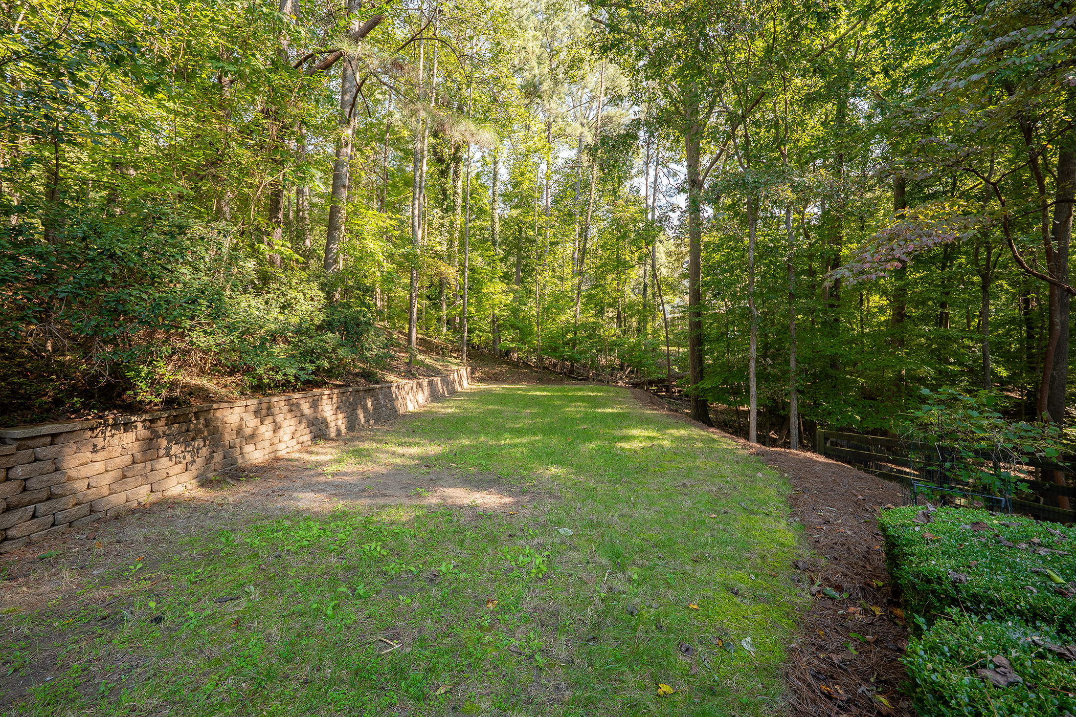  Timeless Colonial Elegance on Two Private Wooded Acres in Litchfield Hundred - 物件實景