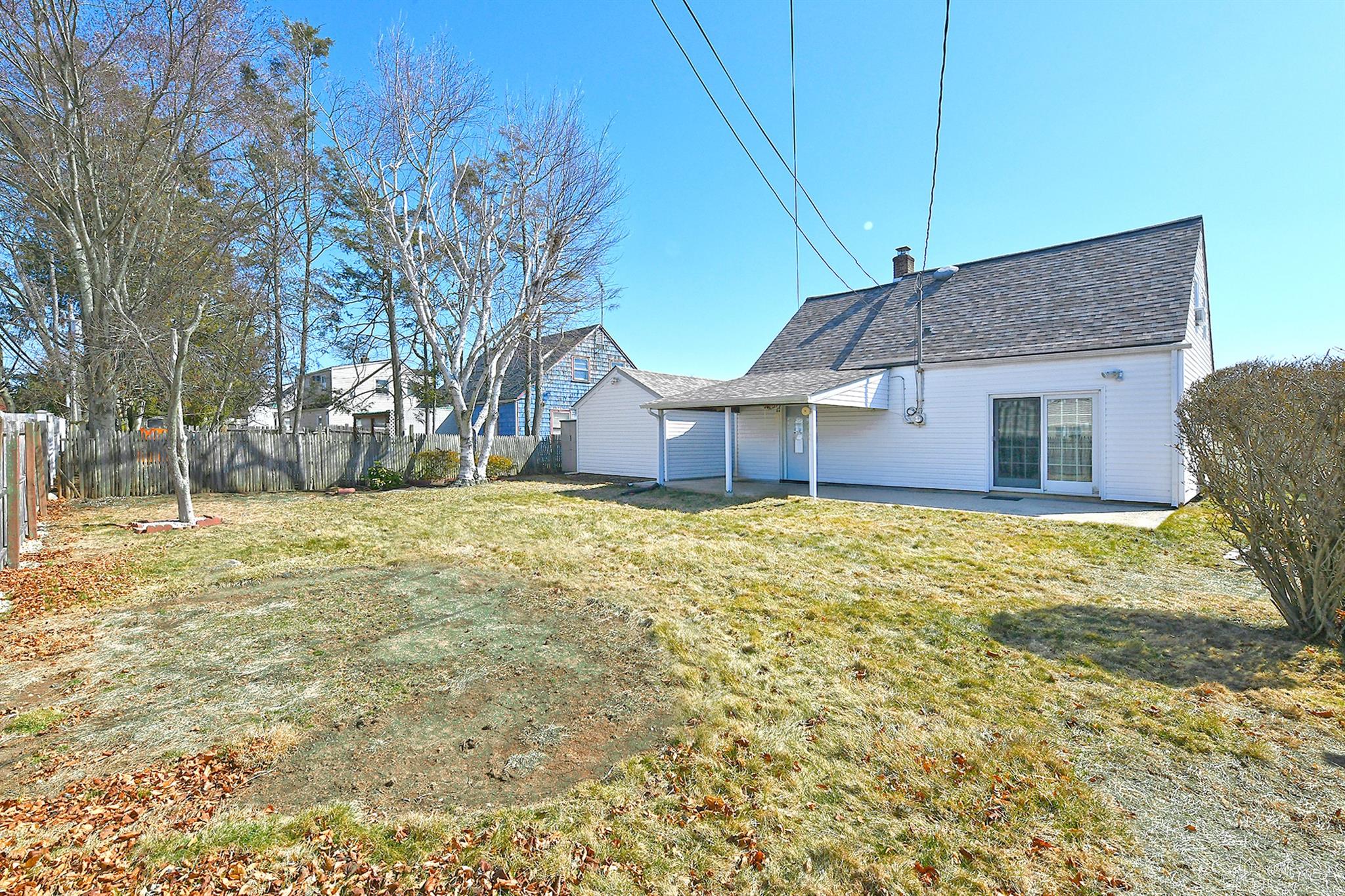 Levittown, New York, 11756, United States, 3 Bedrooms Bedrooms, ,1 BathroomBathrooms,Residential,For Sale,1737239