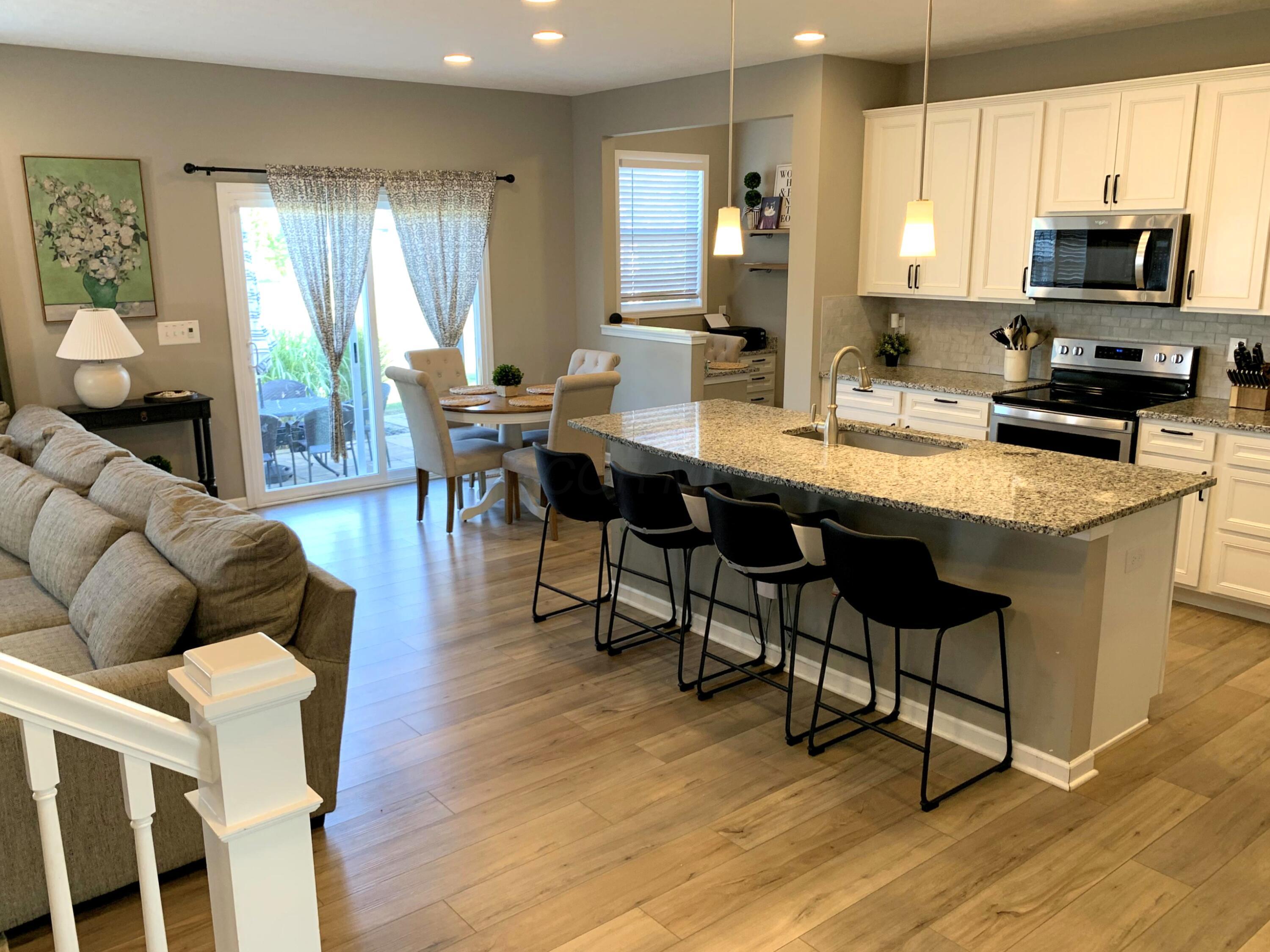 Pickerington, Ohio, 43147, United States, 4 Bedrooms Bedrooms, ,3 BathroomsBathrooms,Residential,For Sale,1958196