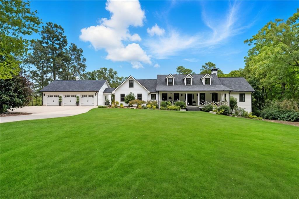 Alpharetta, Georgia, 30005, United States, 4 Bedrooms Bedrooms, ,6 BathroomsBathrooms,Residential,For Sale,1983404