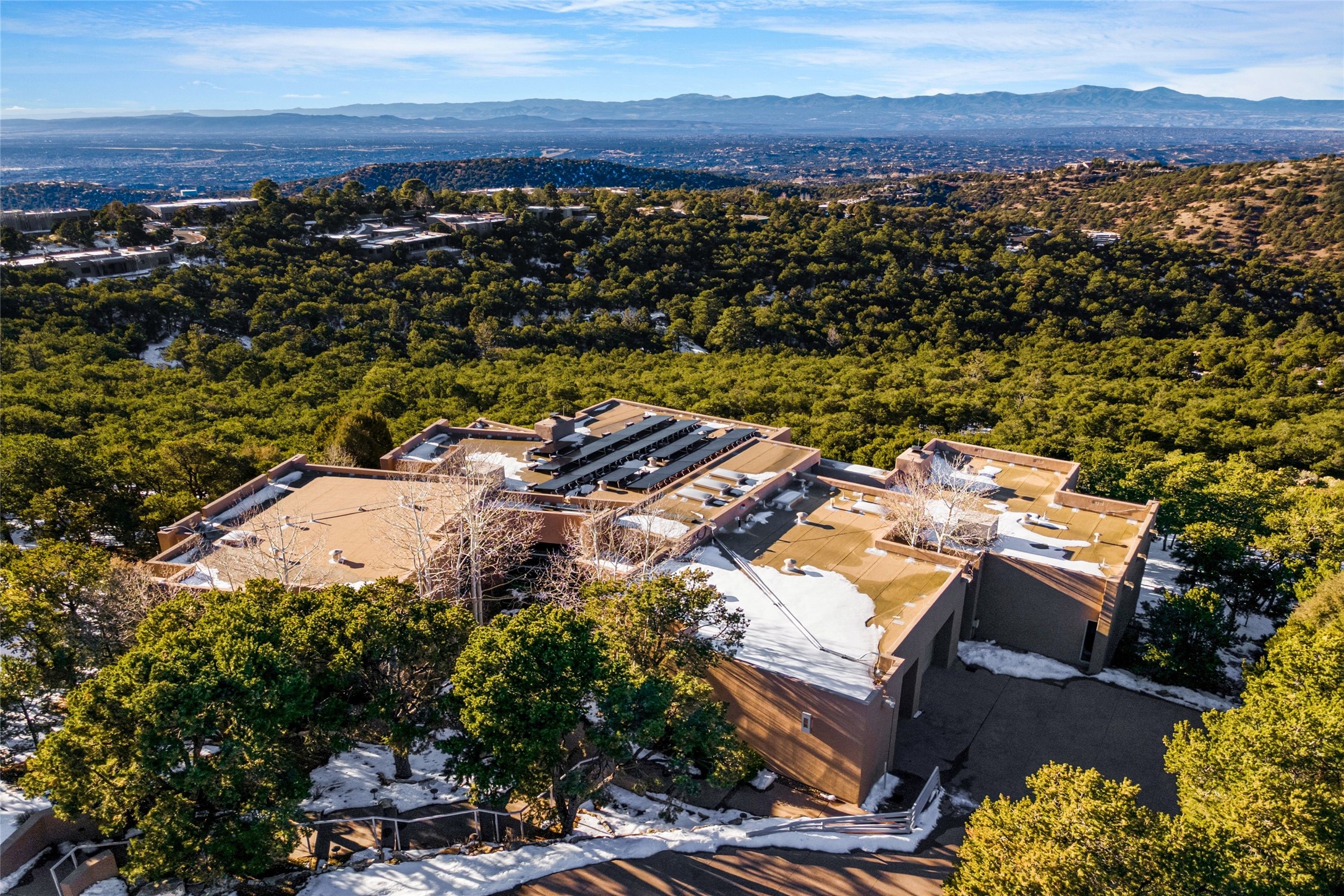  1135 S Summit Drive - 物件實景