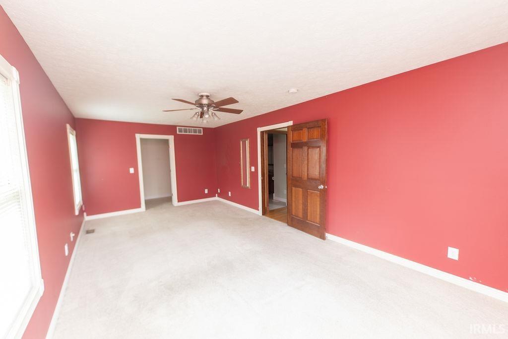 Unionville, Indiana, 47468, United States, 3 Bedrooms Bedrooms, ,4 BathroomsBathrooms,Residential,For Sale,1943057
