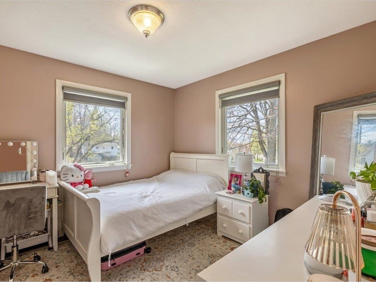 Essex Junction, Vermont, 05452, United States, 3 Bedrooms Bedrooms, ,1 BathroomBathrooms,Residential,For Sale,1827239