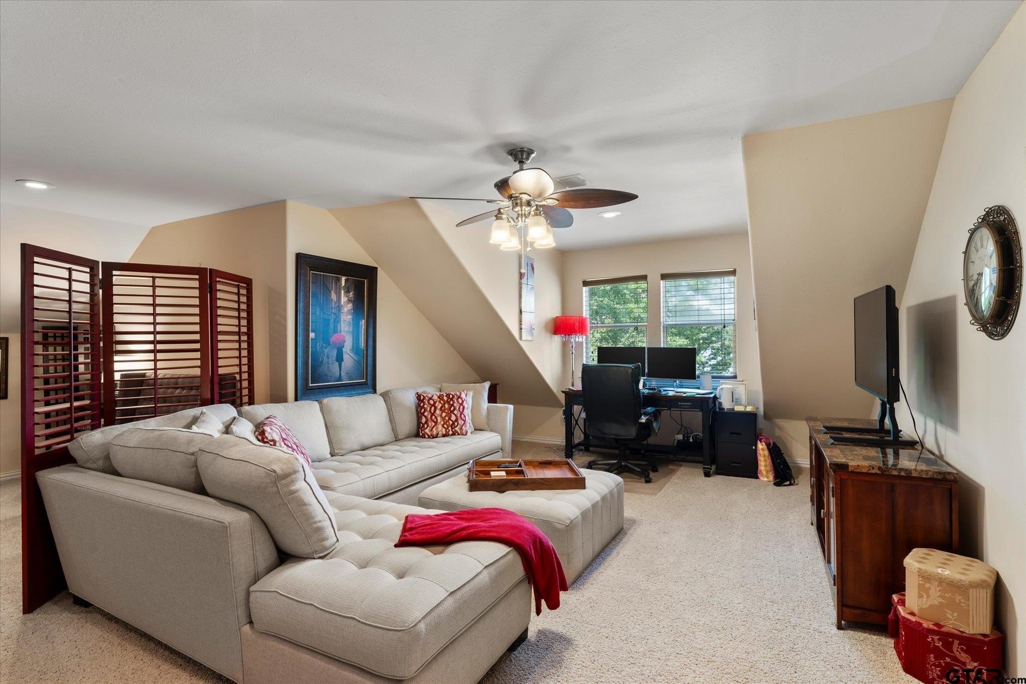 Pittsburg, Texas, 75686, United States, 4 Bedrooms Bedrooms, ,4 BathroomsBathrooms,Residential,For Sale,1983257