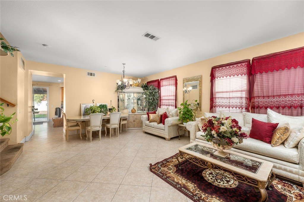 San Bernardino, California, 92407, United States, 5 Bedrooms Bedrooms, ,3 BathroomsBathrooms,Residential,For Sale,1981349