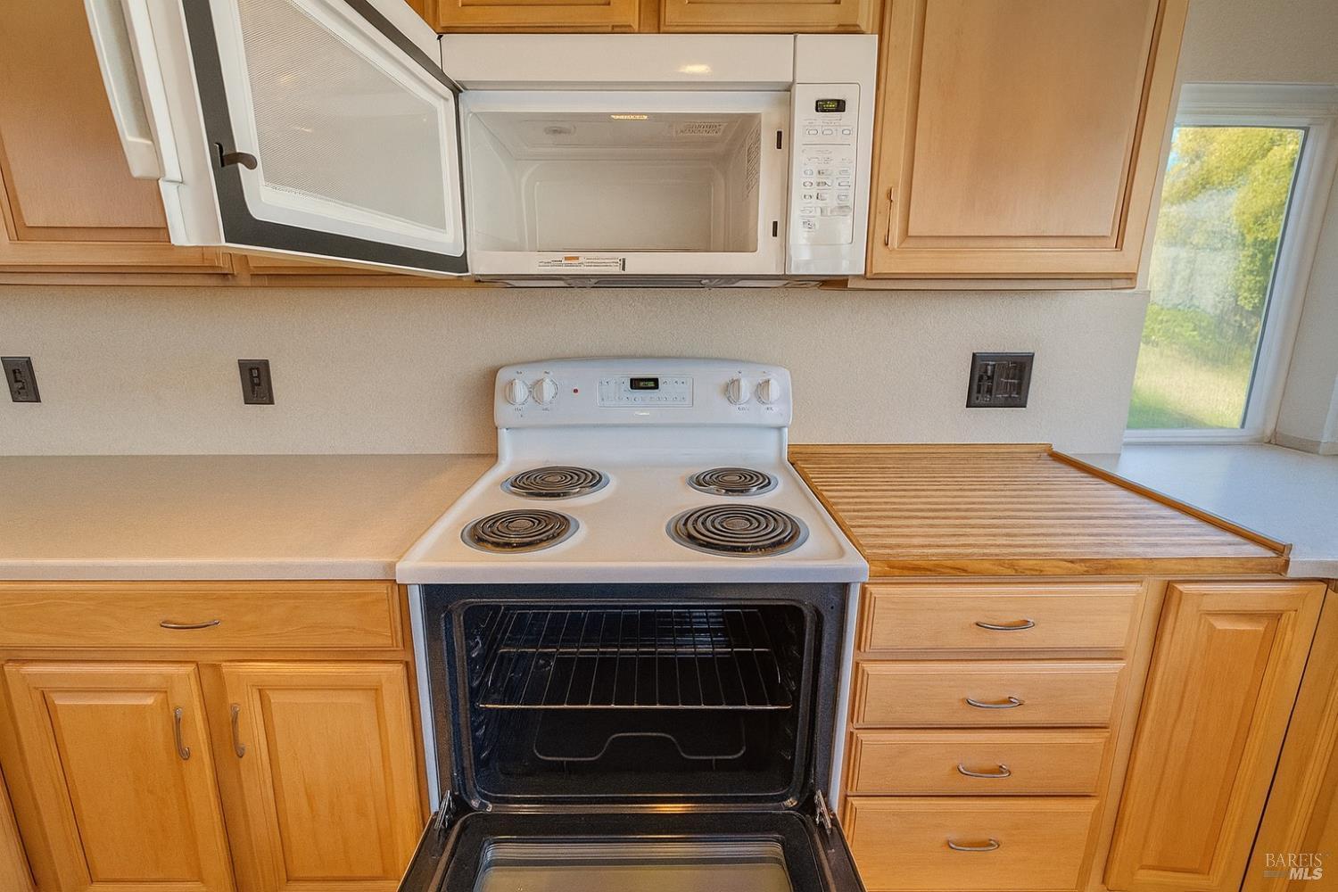 Fairfield, California, 94533, United States, 4 Bedrooms Bedrooms, ,2 BathroomsBathrooms,Residential,For Sale,1978752