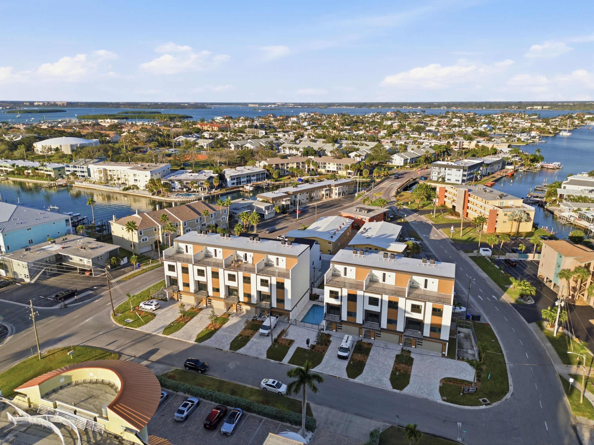 Treasure Island, Florida, 33706, United States, 5 Bedrooms Bedrooms, ,4 BathroomsBathrooms,Residential,For Sale,1887391