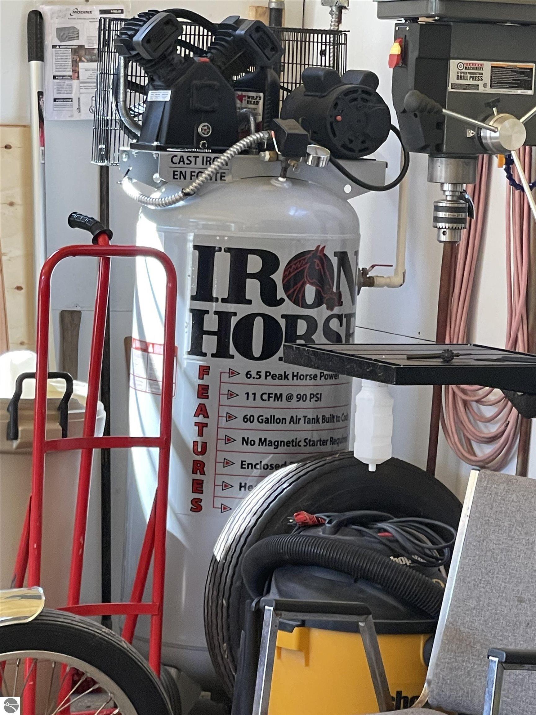 Harrison, Michigan, 48625, United States, 3 Bedrooms Bedrooms, ,3 BathroomsBathrooms,Residential,For Sale,1982691