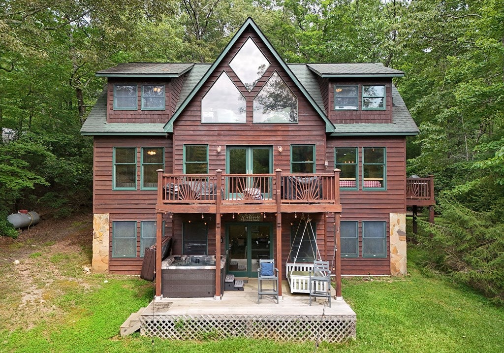 Blue Ridge, Georgia, 30513, United States, 4 Bedrooms Bedrooms, ,3 BathroomsBathrooms,Residential,For Sale,1889495