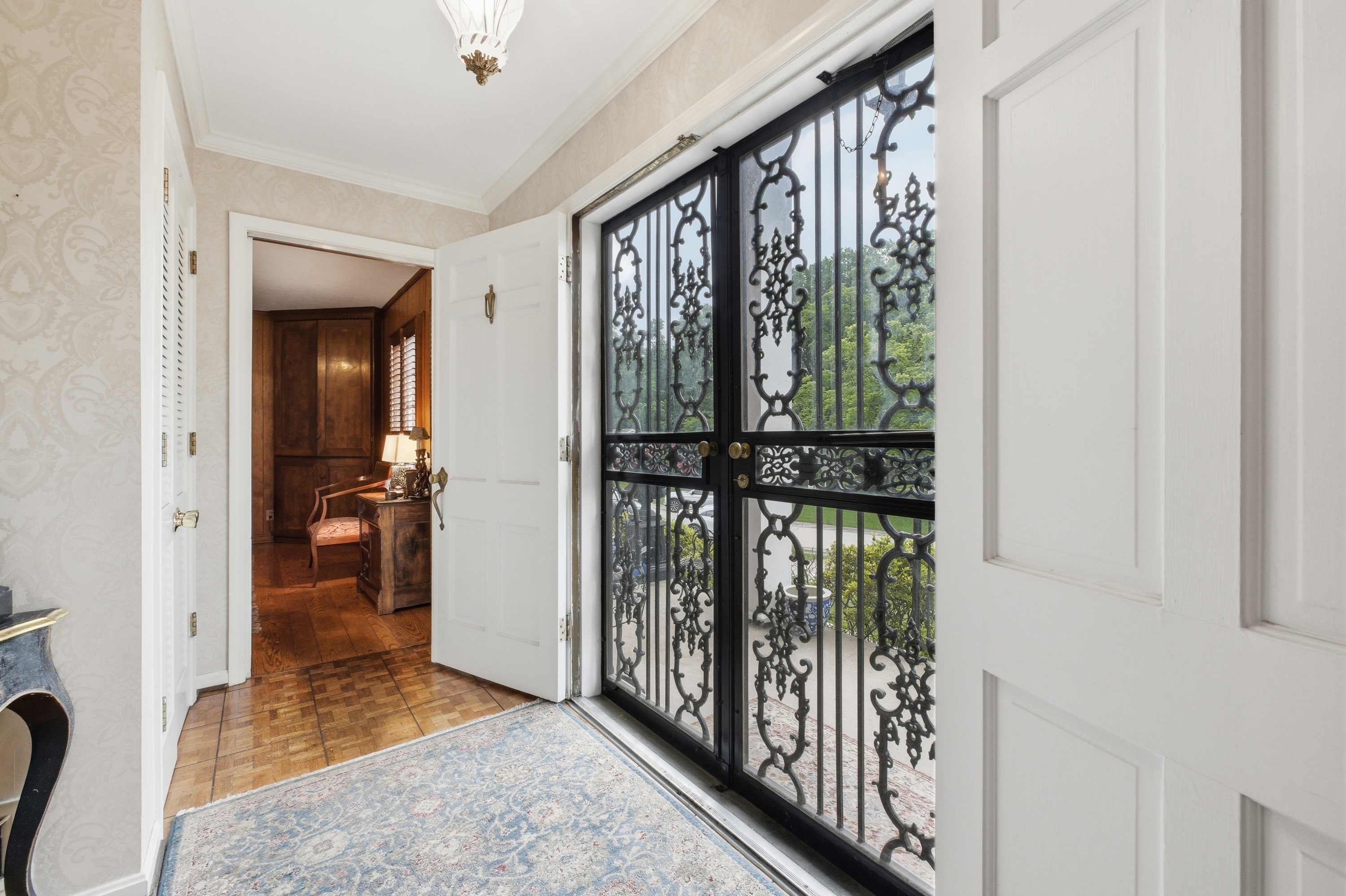  1719 Sutherland Drive, Louisville, KY 40205 - 物件實景