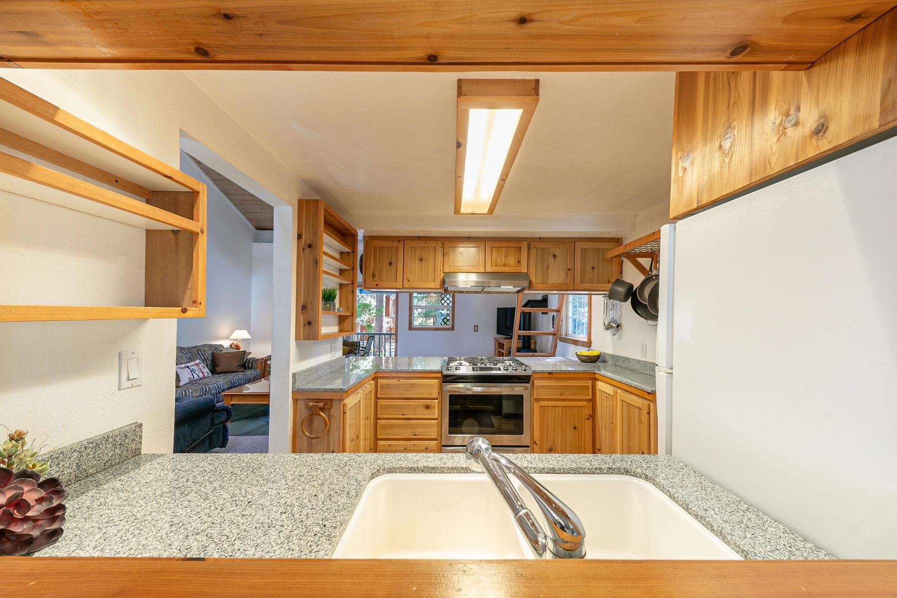 Tahoe City, California, 96145, United States, 3 Bedrooms Bedrooms, ,2 BathroomsBathrooms,Residential,For Sale,1916712