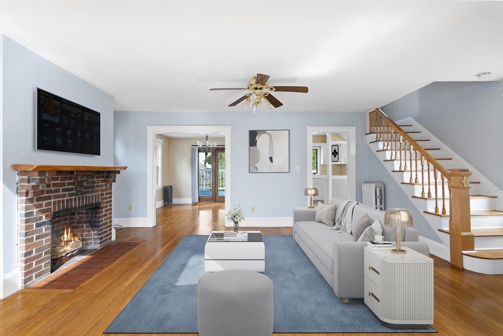 Lynn, Massachusetts, 01904, United States, 2 Bedrooms Bedrooms, ,1 BathroomBathrooms,Residential,For Sale,1943245