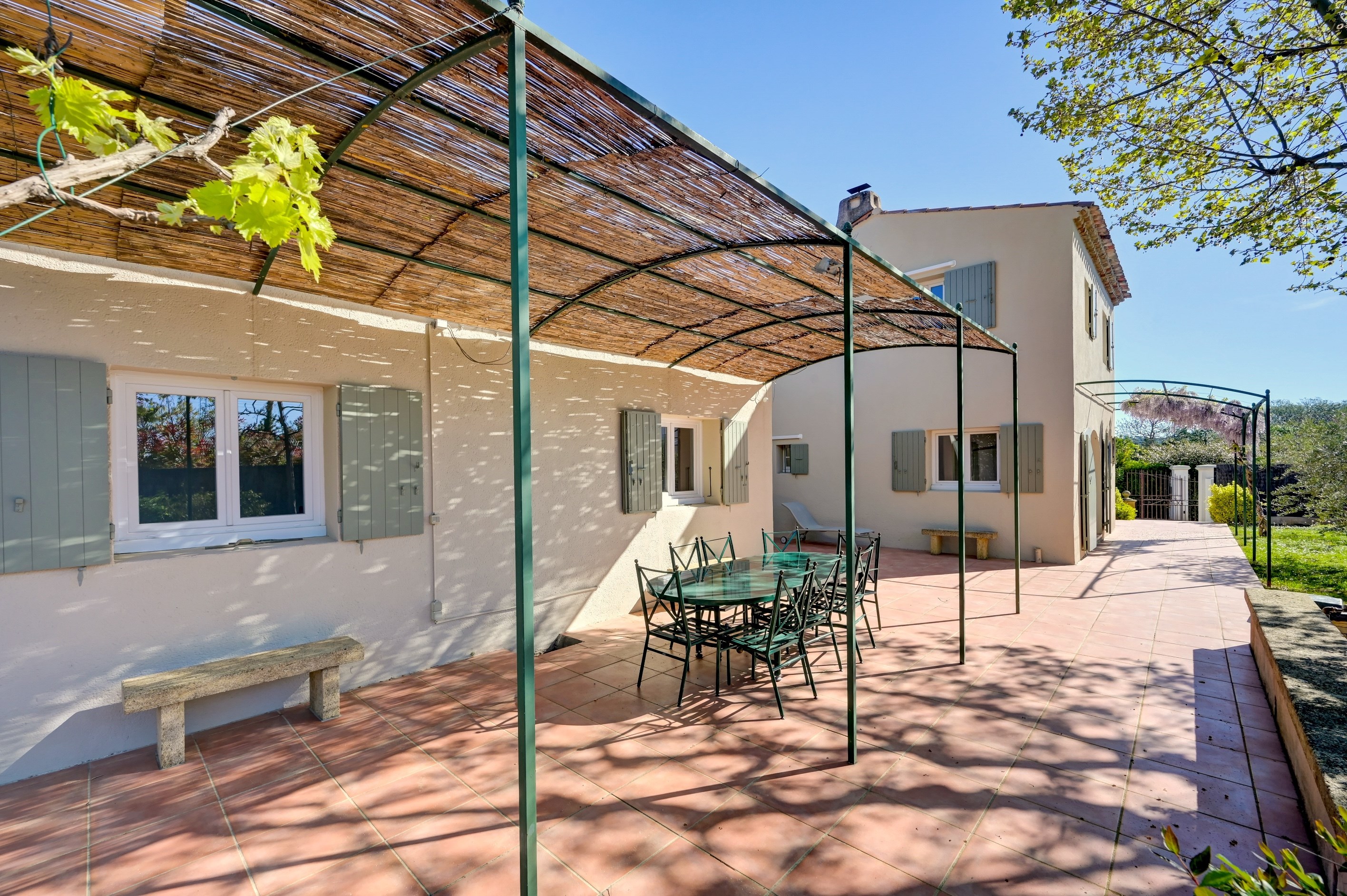  Renovated secure house with terrace. - 物件實景