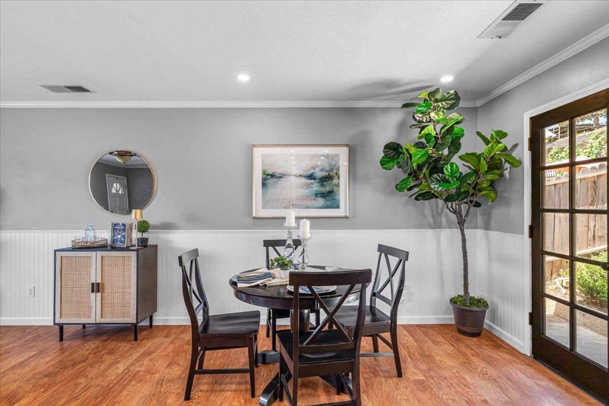 Oakdale, California, 95361, United States, 3 Bedrooms Bedrooms, ,3 BathroomsBathrooms,Residential,For Sale,1923997