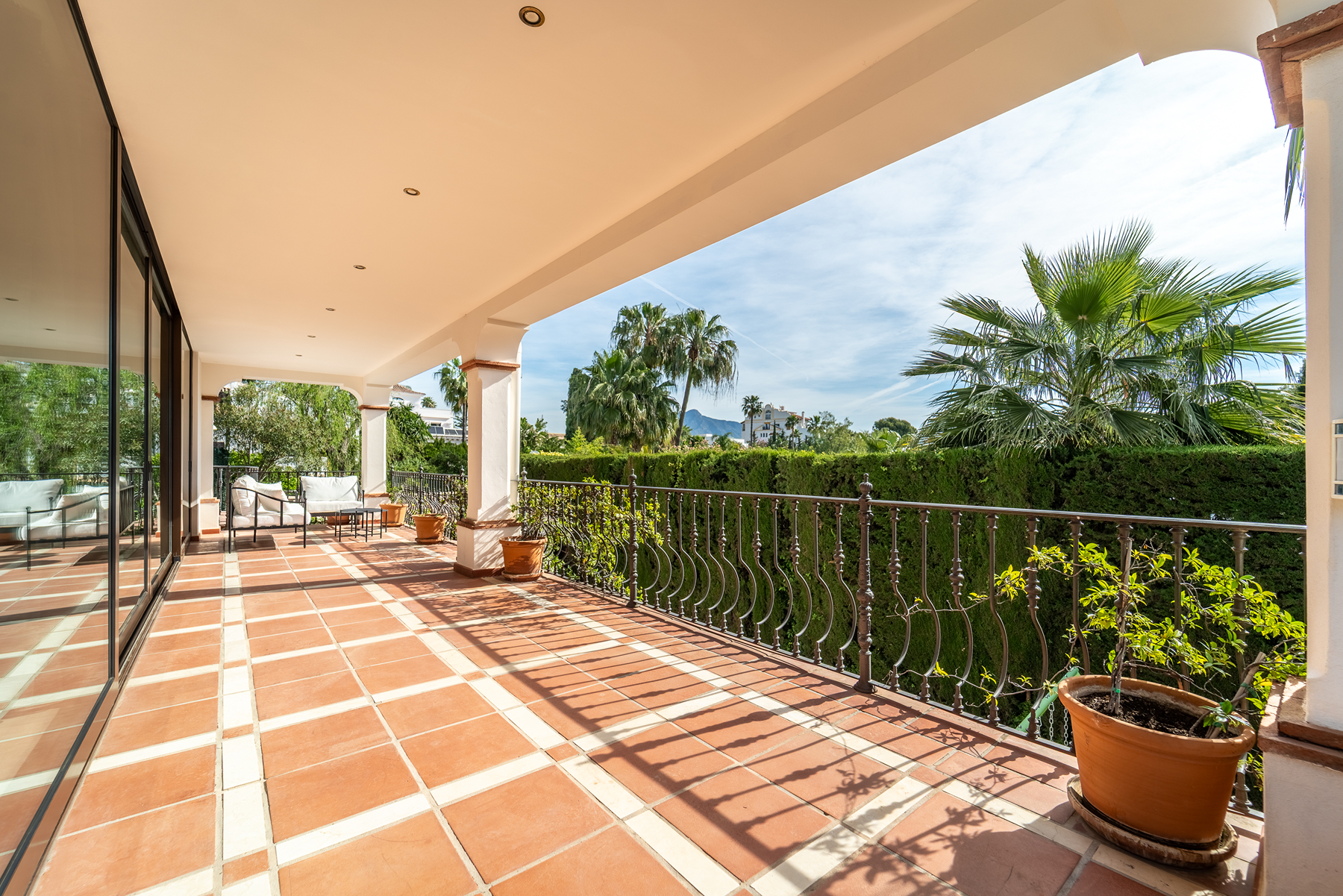  Villa with independent apartment in Nueva Milla de Oro, Estepona - 物件實景