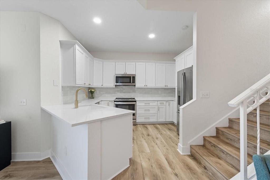 Tampa, Florida, 33602, United States, 3 Bedrooms Bedrooms, ,2 BathroomsBathrooms,Residential,For Sale,1970738