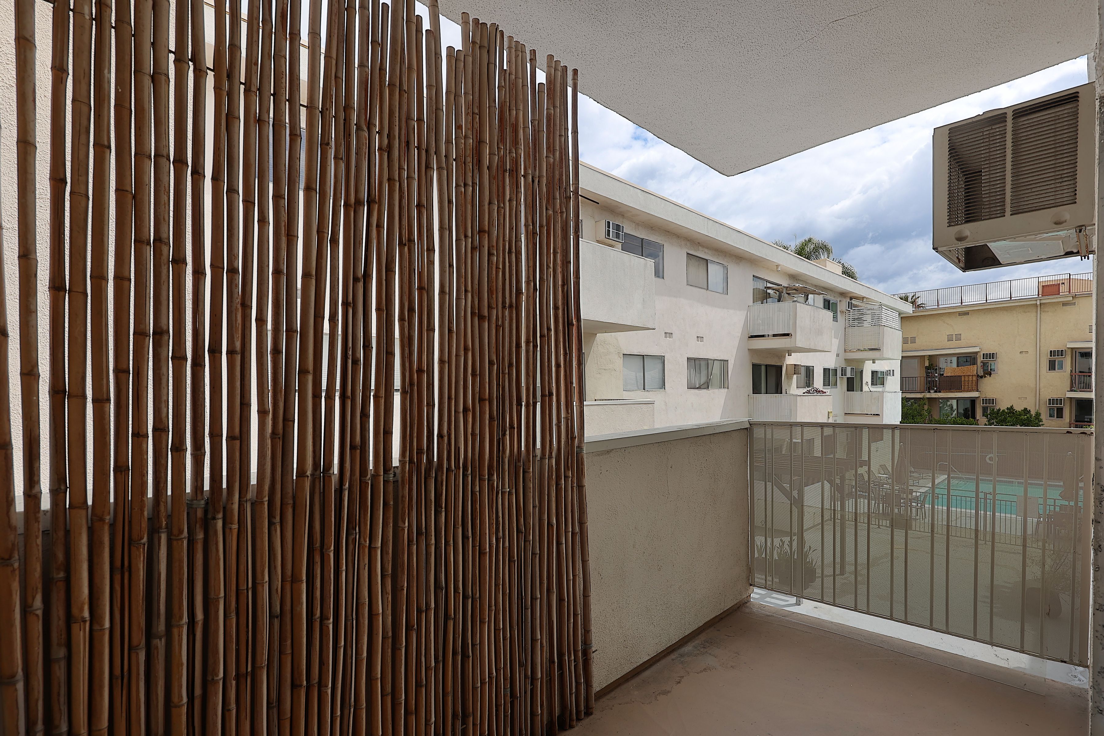  960 Larrabee Street #218 - 物件實景