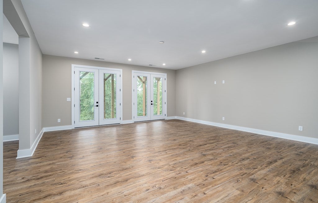 Ellijay, Georgia, 30540, United States, 4 Bedrooms Bedrooms, ,5 BathroomsBathrooms,Residential,For Sale,1858982