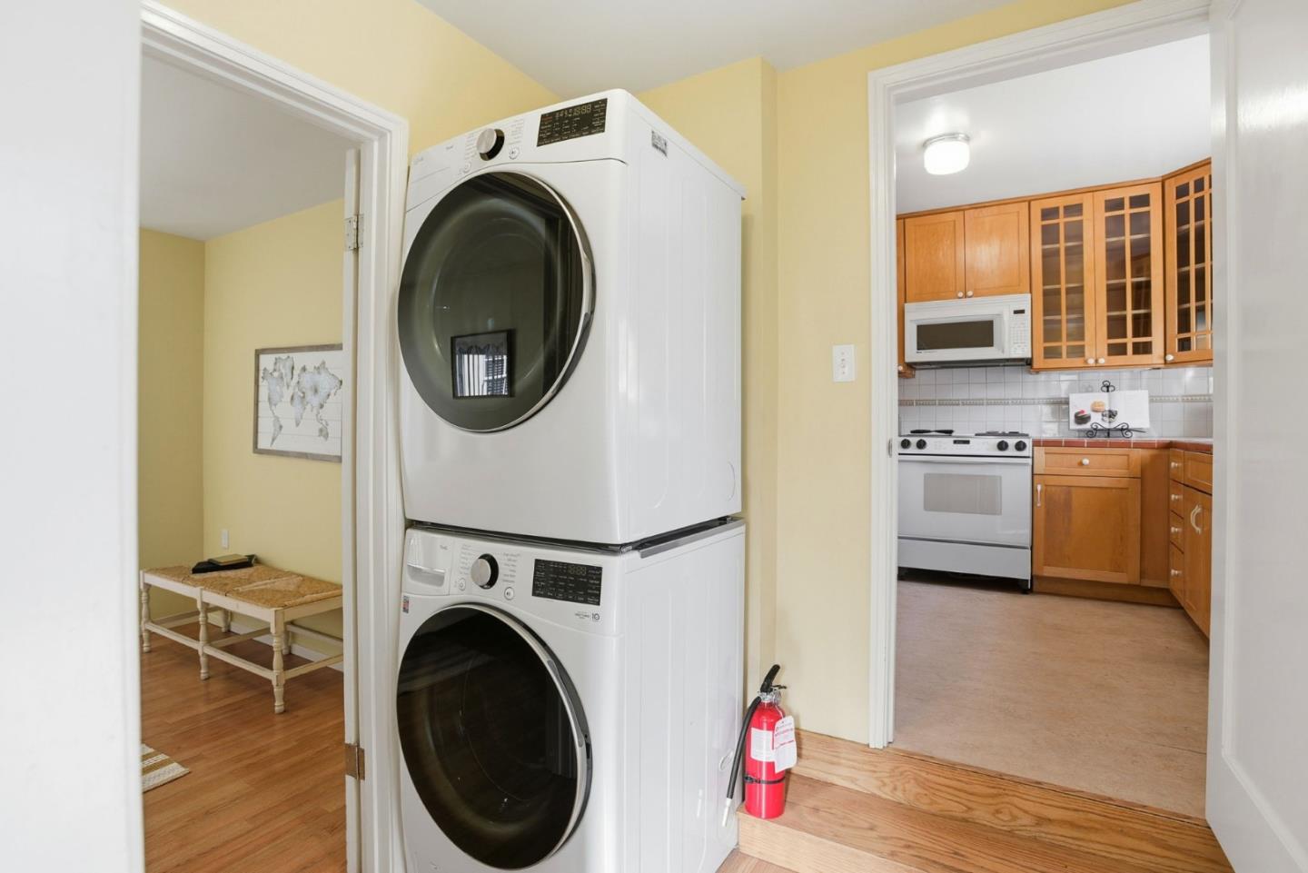 Palo Alto, California, 94303, United States, 2 Bedrooms Bedrooms, ,2 BathroomsBathrooms,Residential,For Sale,1989685