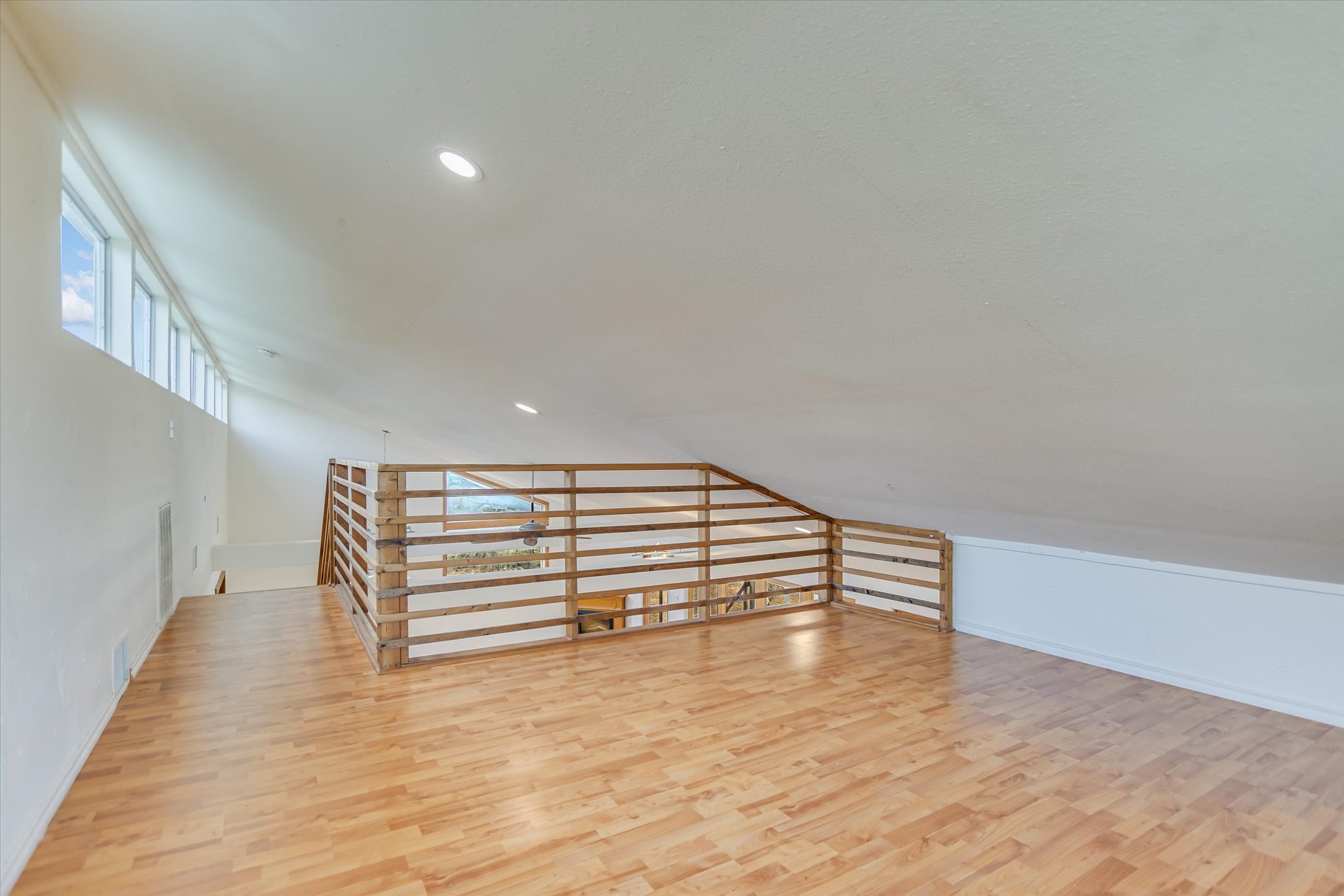 Wimberley, Texas, 78676, United States, 3 Bedrooms Bedrooms, ,3 BathroomsBathrooms,Residential,For Sale,1984414