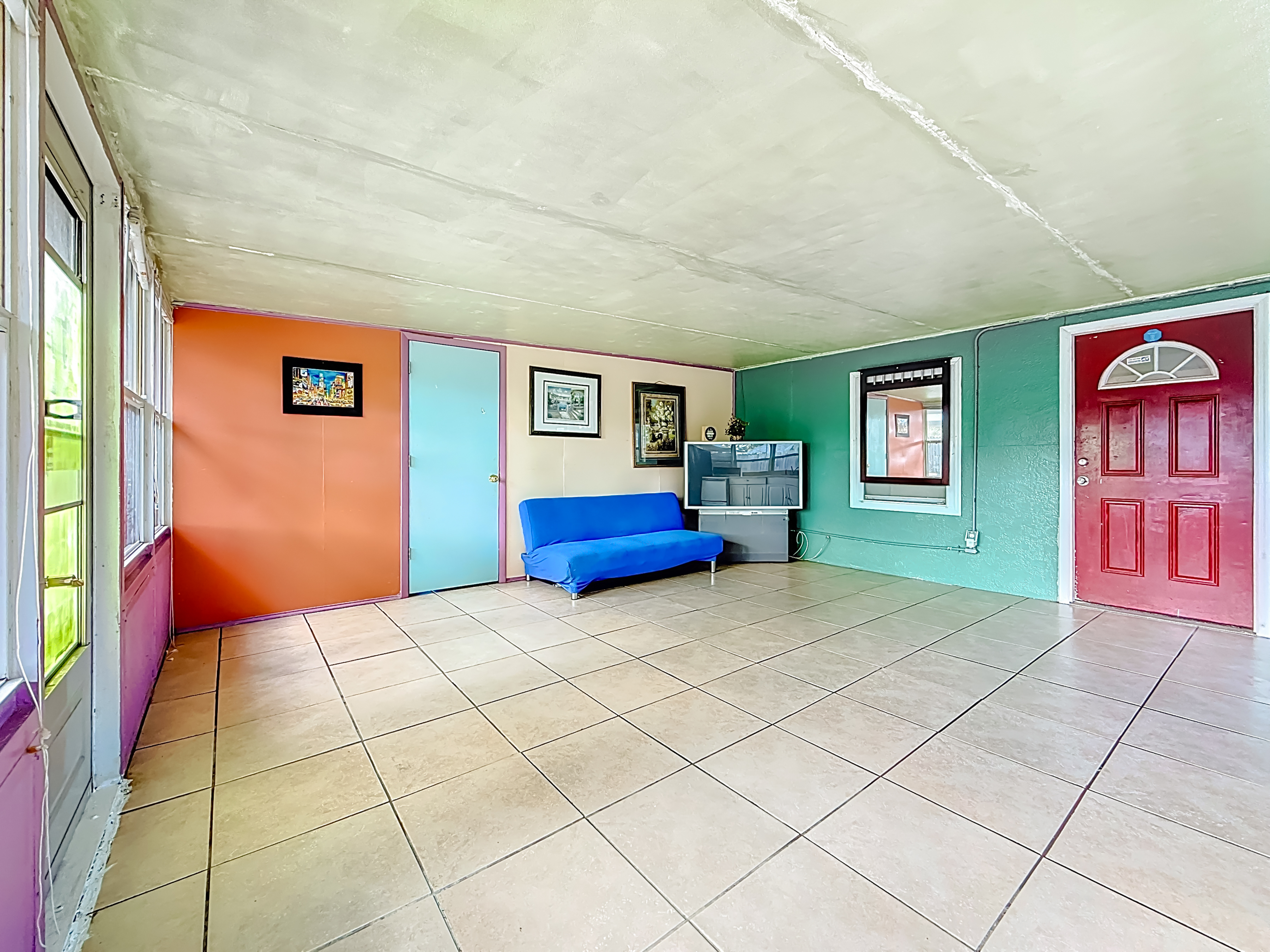 St. Petersburg, Florida, 33713, United States, 4 Bedrooms Bedrooms, ,2 BathroomsBathrooms,Residential,For Sale,2005721