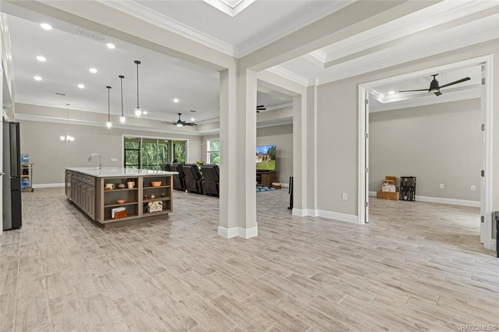 Homosassa, Florida, 34446, United States, 4 Bedrooms Bedrooms, ,3 BathroomsBathrooms,Residential,For Sale,1915156