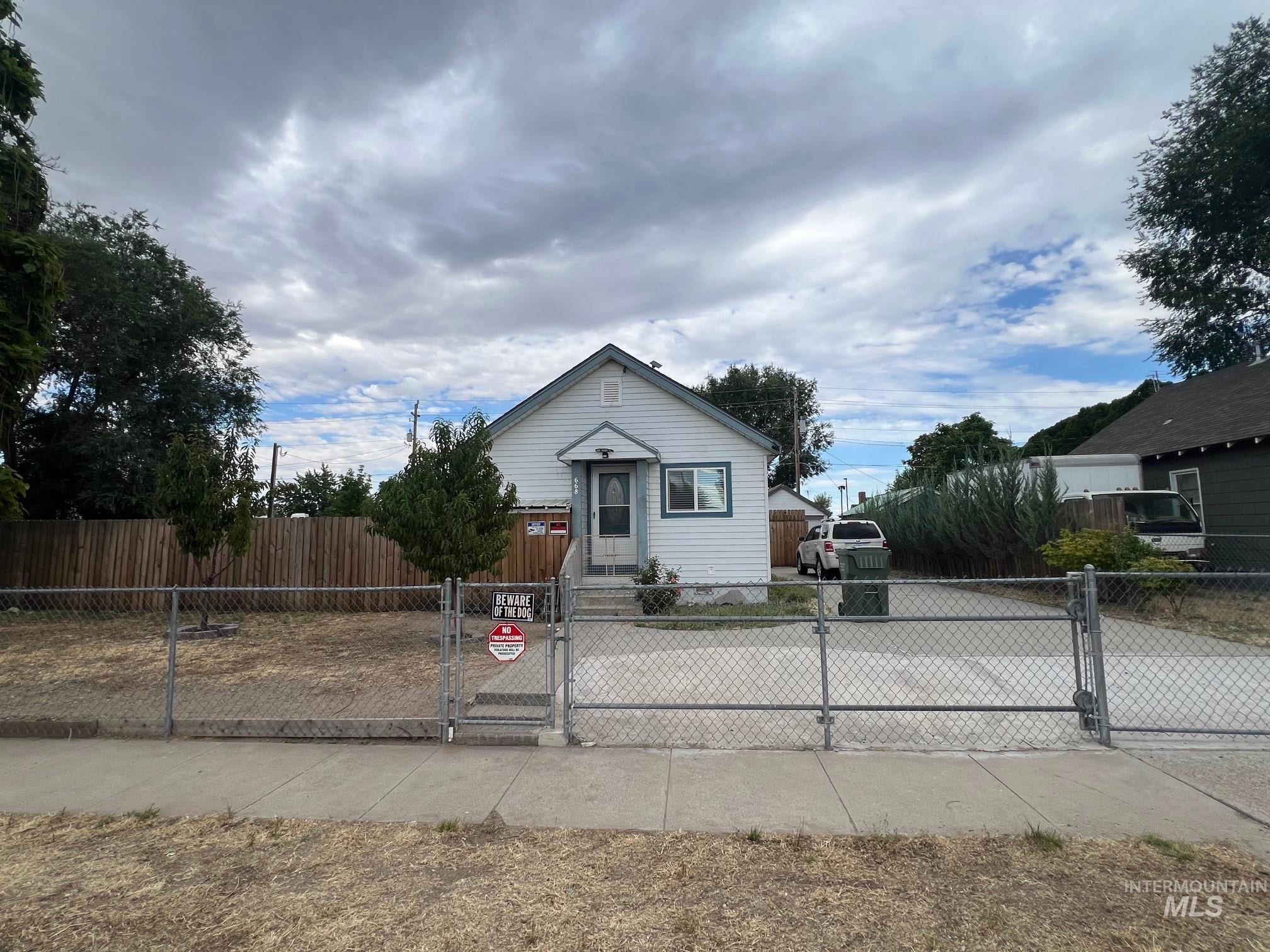 1st St, Ontario, OR 97914
