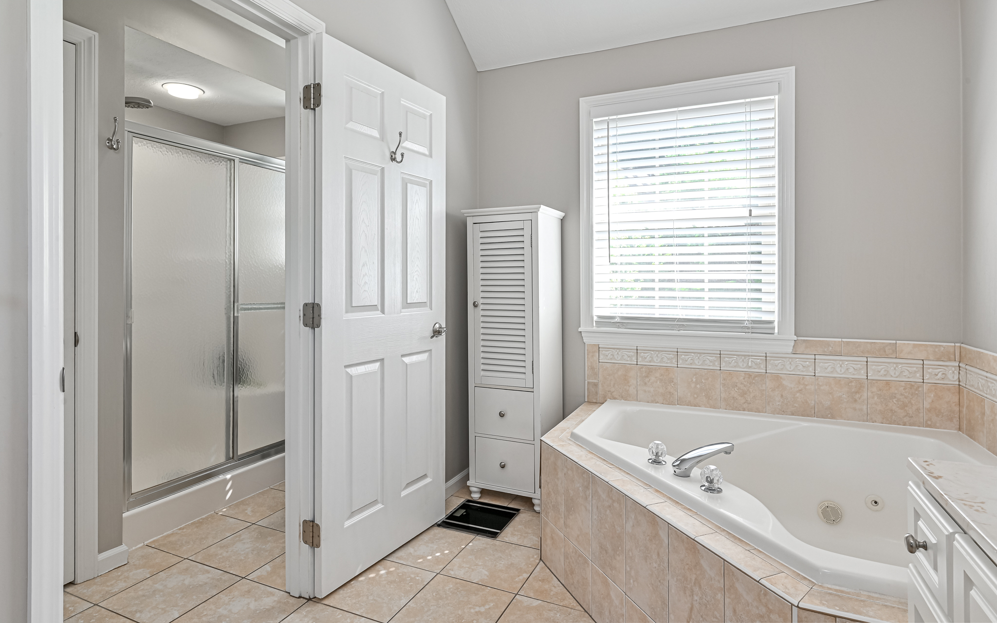  715 Breckland Drive, Seven Fields, PA 16046 - 物件實景