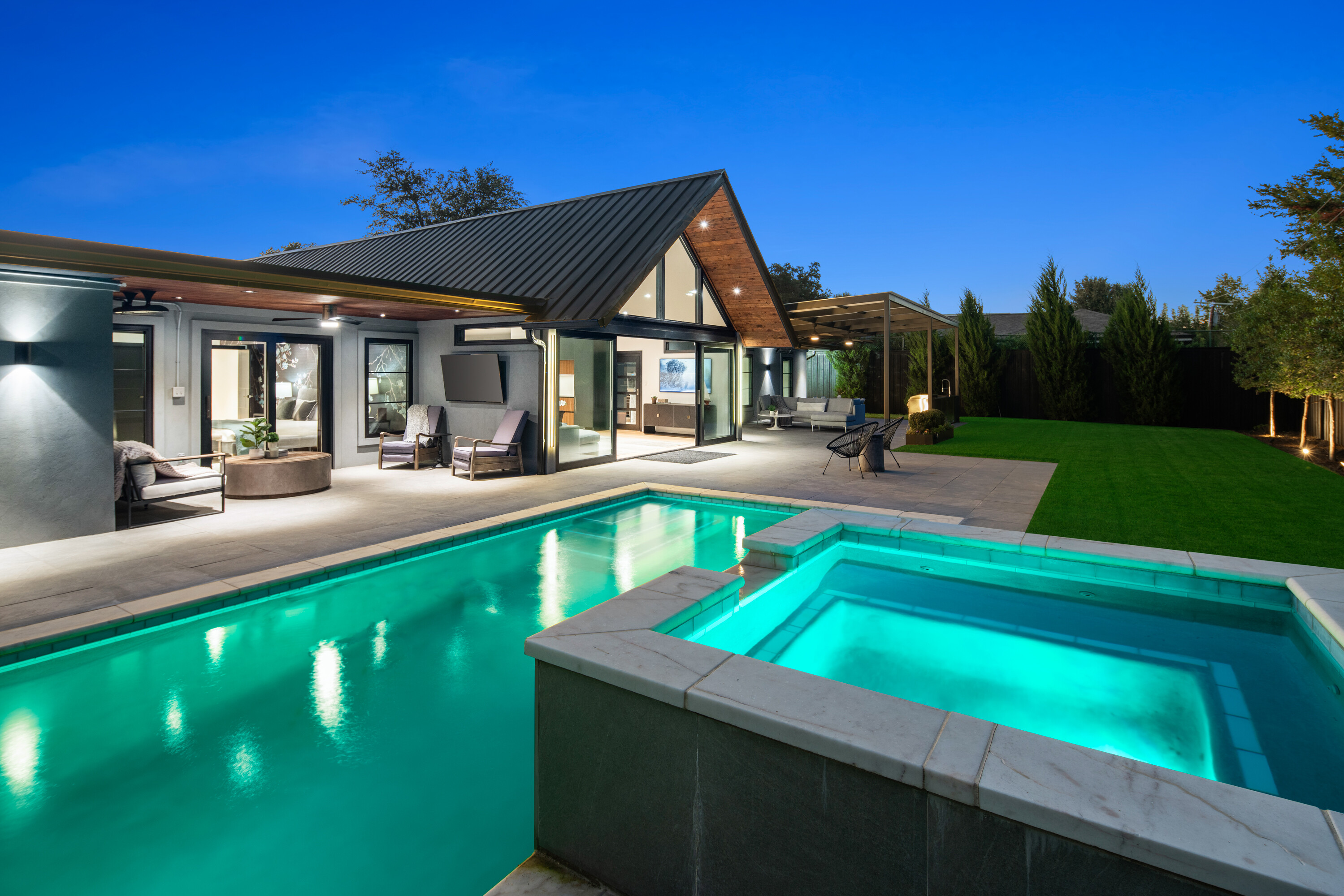  Sophisticated, Remodeled Contemporary Home Located in Preston Hollow - 物件實景