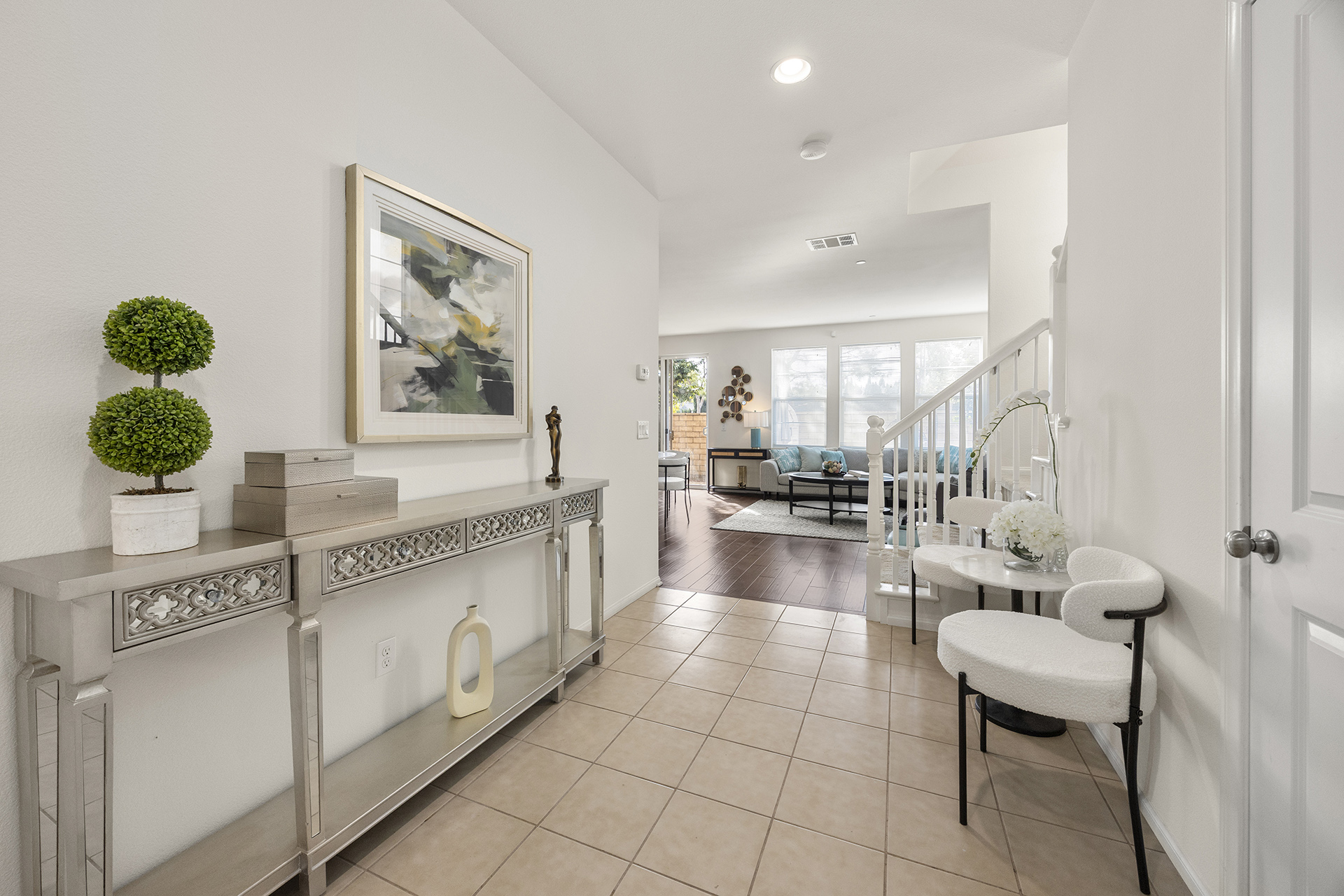 Garden Grove, California, 92843, United States, 5 Bedrooms Bedrooms, ,4 BathroomsBathrooms,Residential,For Sale,1986073