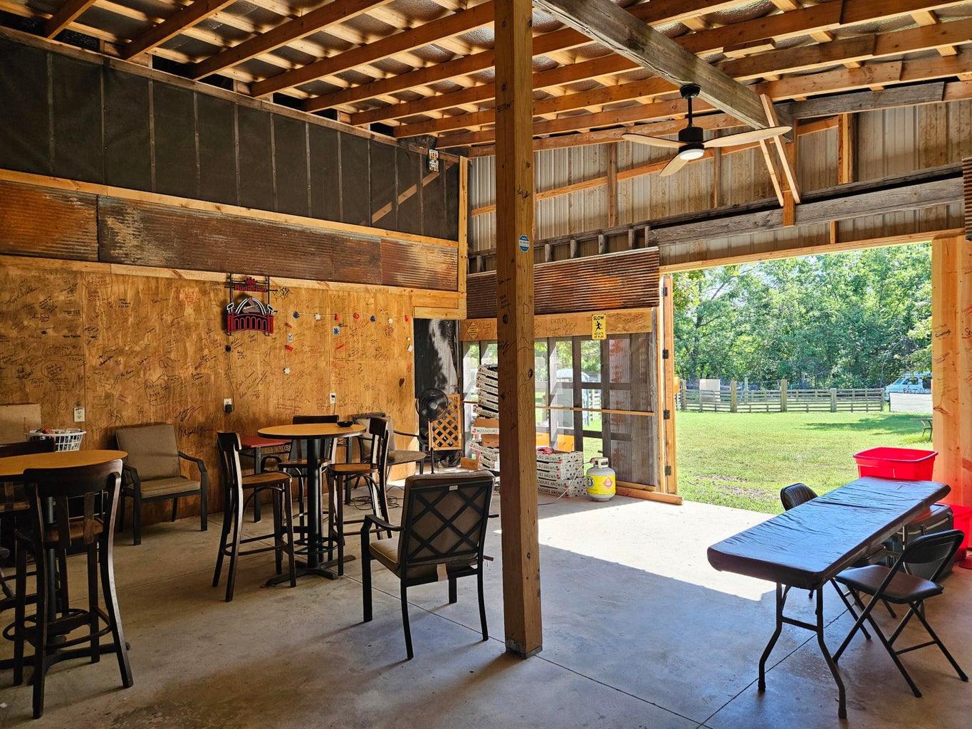 Aurora, Missouri, 65605, United States, 4 Bedrooms Bedrooms, ,2 BathroomsBathrooms,Residential,For Sale,1943592