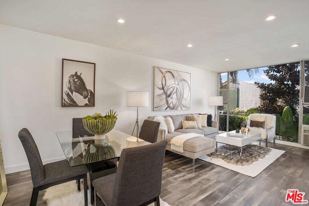 Beverly Hills, California, 90212, United States, 14 Bedrooms Bedrooms, ,Residential,For Sale,1731510