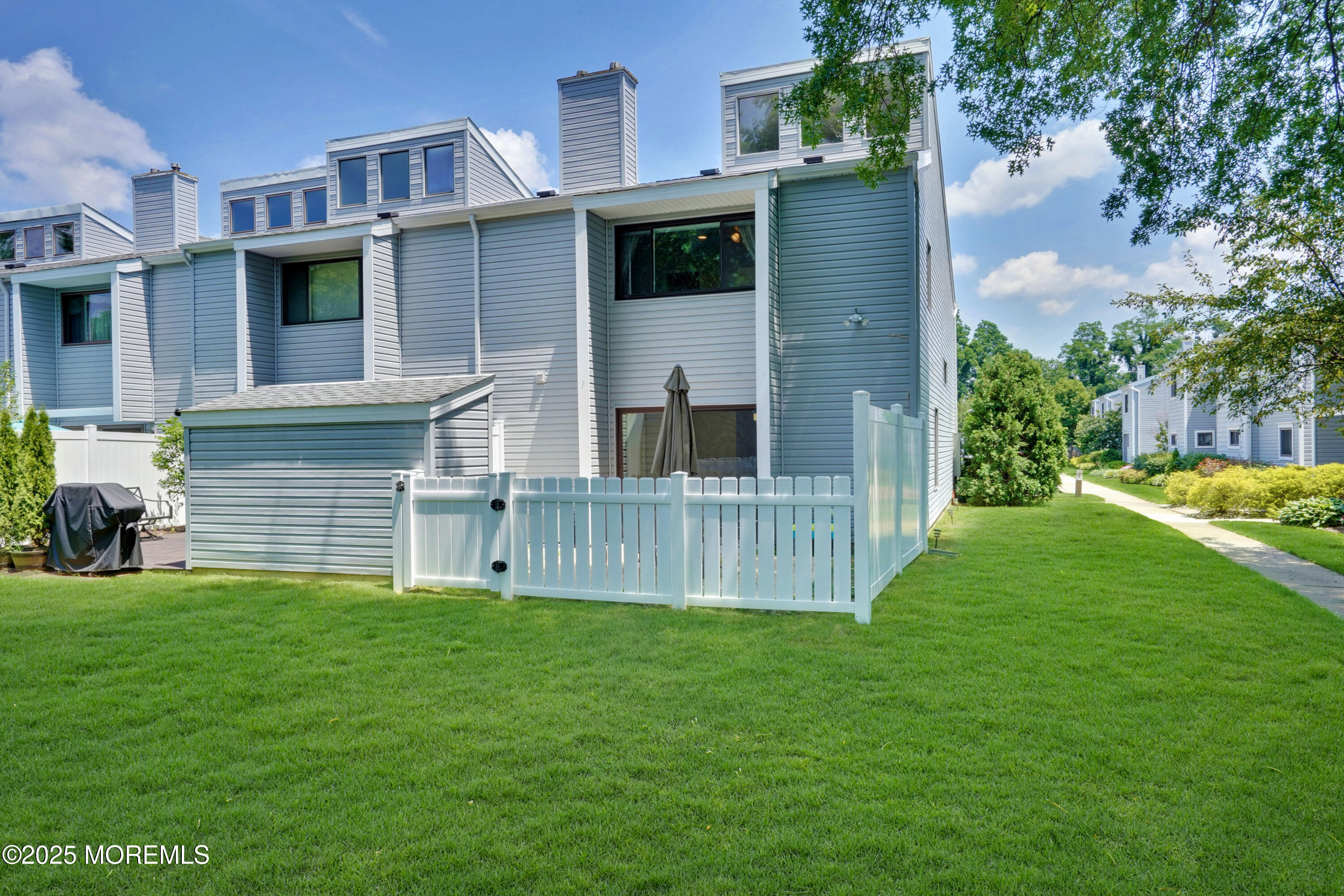 Tinton Falls, New Jersey, 07724, United States, 3 Bedrooms Bedrooms, ,3 BathroomsBathrooms,Residential,For Sale,1923541