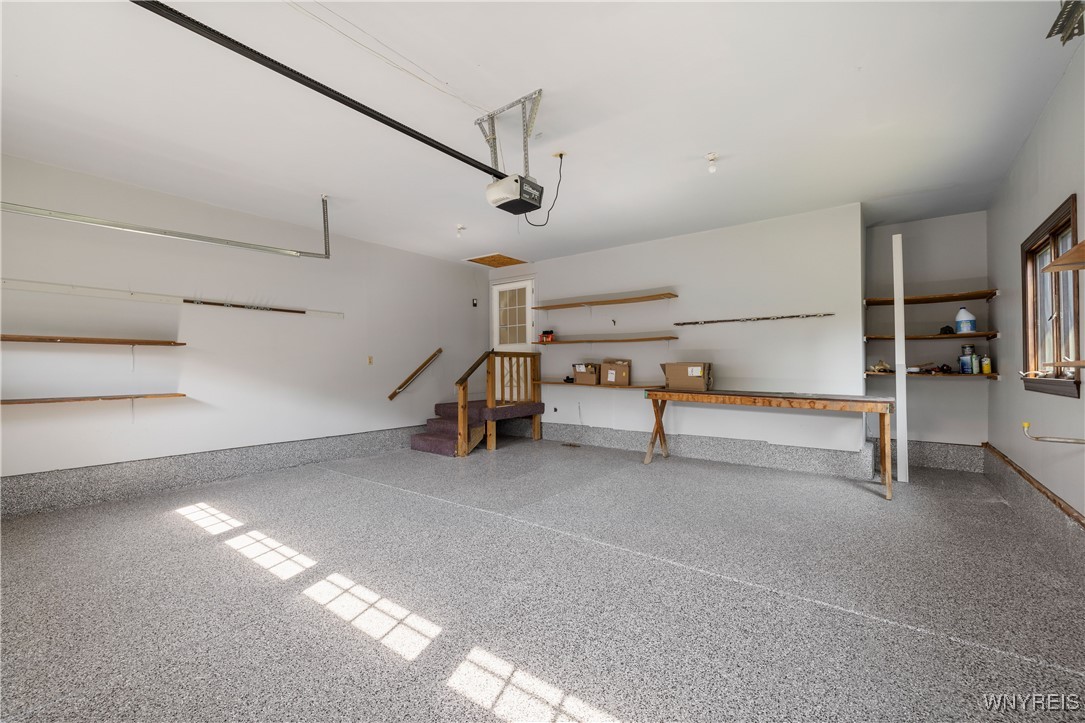 Lewiston, New York, 14092, United States, 3 Bedrooms Bedrooms, ,4 BathroomsBathrooms,Residential,For Sale,1937436