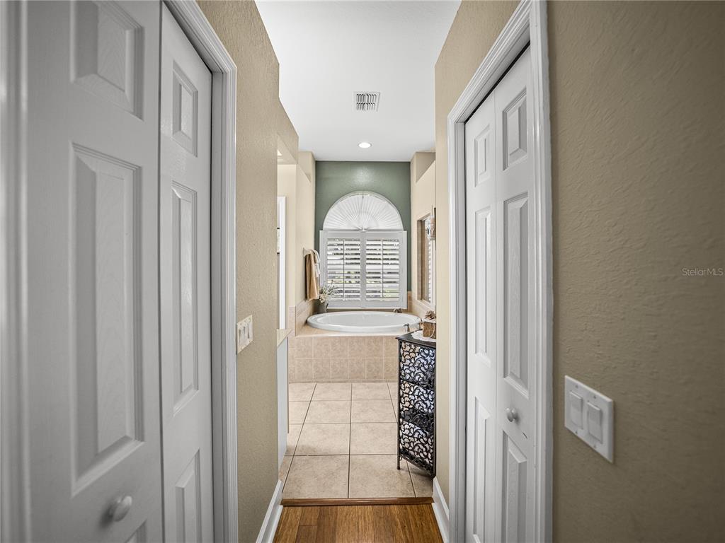 Lakeland, Florida, 33812, United States, 4 Bedrooms Bedrooms, ,3 BathroomsBathrooms,Residential,For Sale,1898596