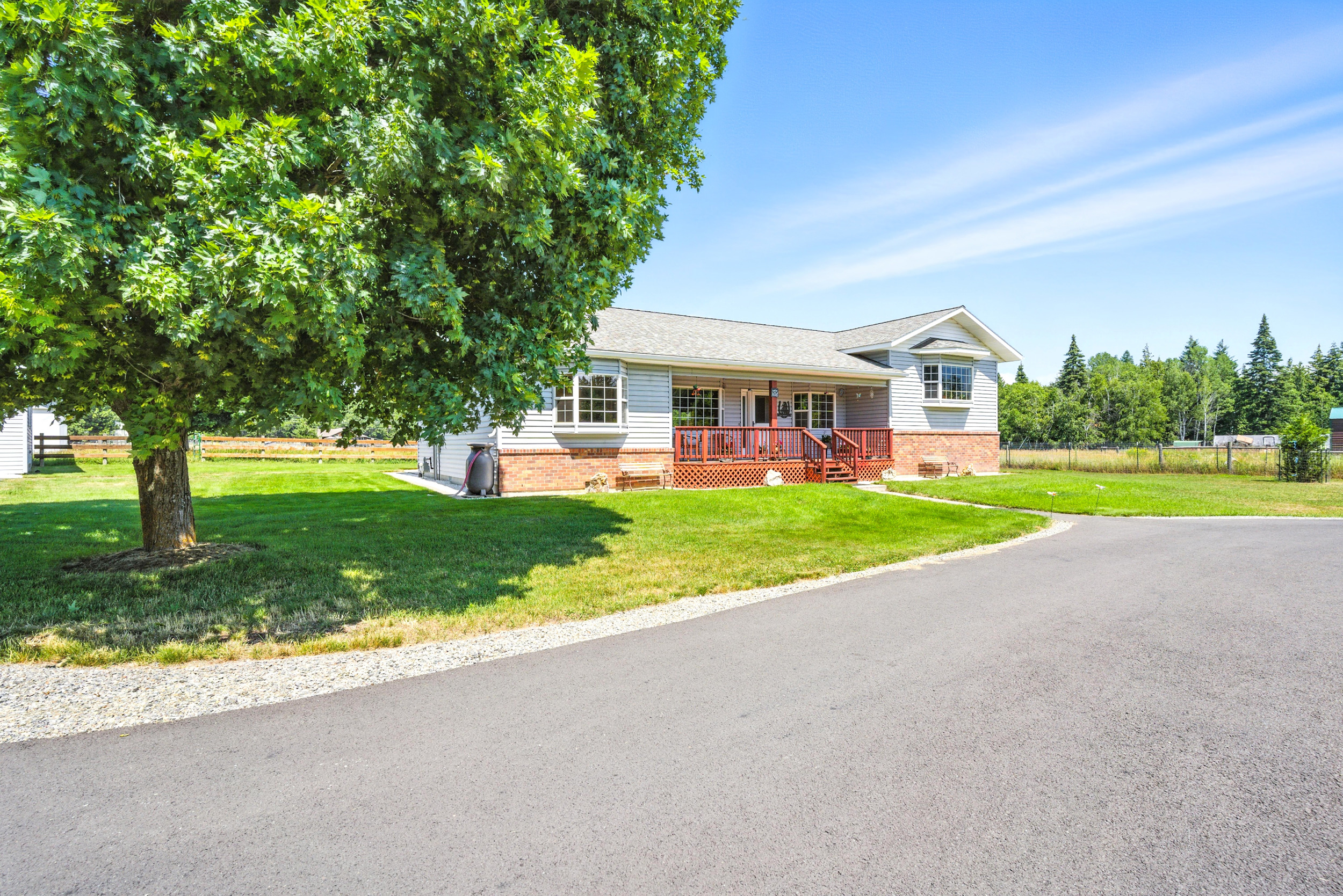 Bonners Ferry, Idaho, 83805, United States, 3 Bedrooms Bedrooms, ,2 BathroomsBathrooms,Residential,For Sale,1921279