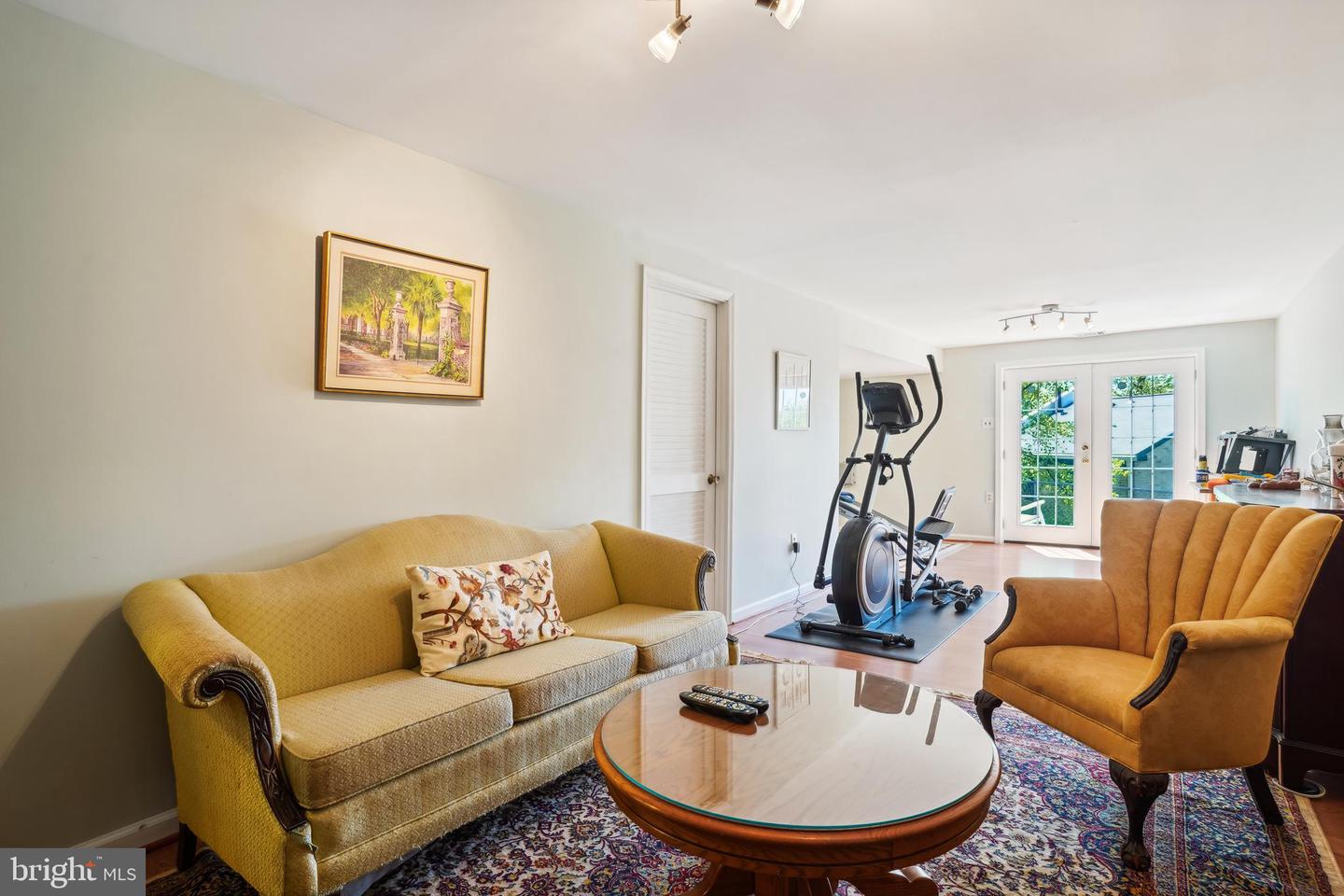 Annandale, Virginia, 22003, United States, 3 Bedrooms Bedrooms, ,4 BathroomsBathrooms,Residential,For Sale,2001924