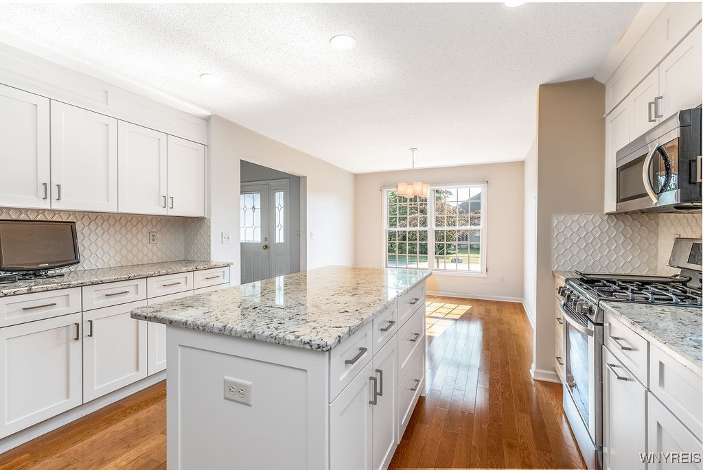Amherst, New York, 14221, United States, 3 Bedrooms Bedrooms, ,3 BathroomsBathrooms,Residential,For Sale,1938327