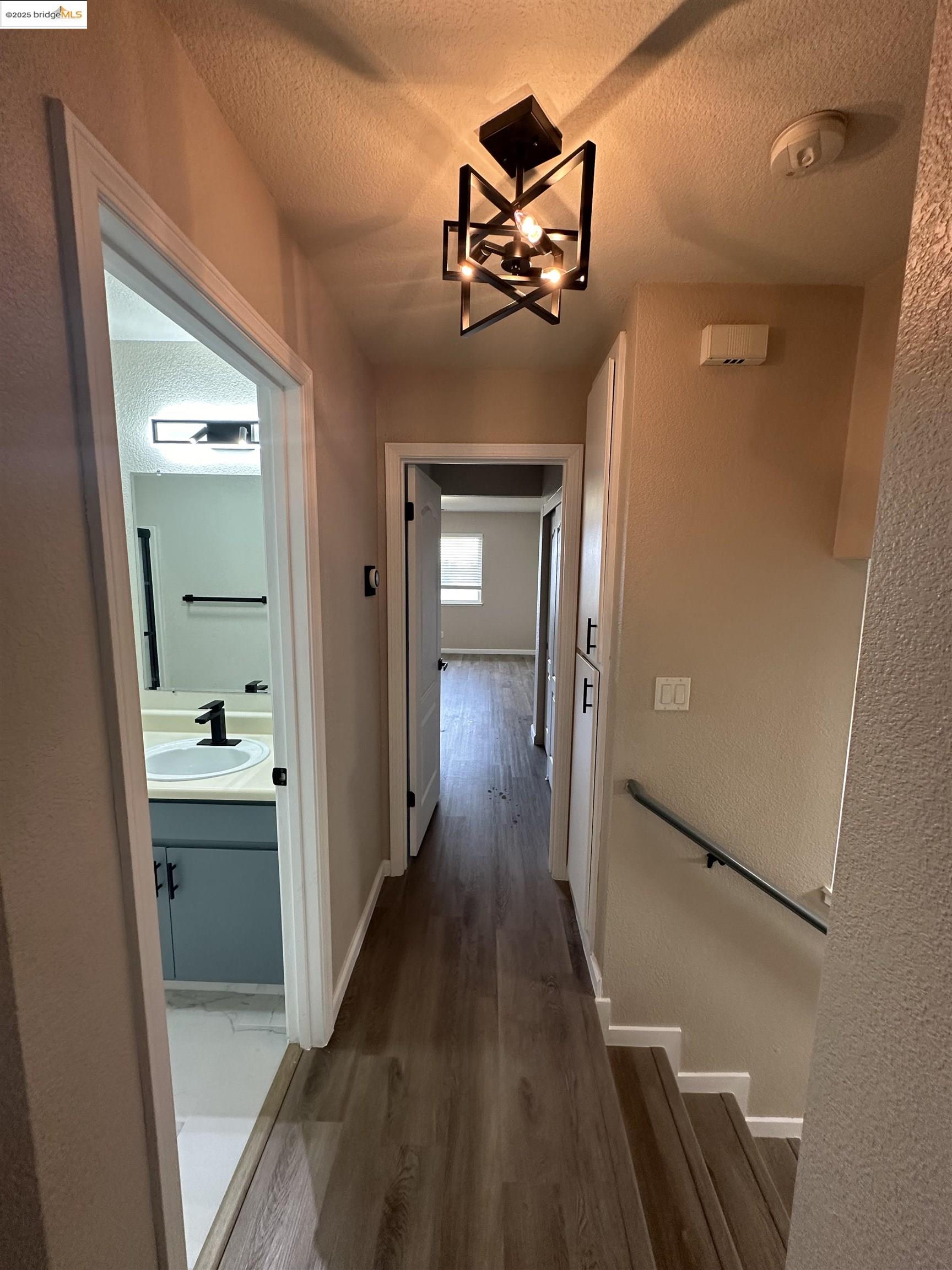Vallejo, California, 94591, United States, ,Residential,For Sale,1940570