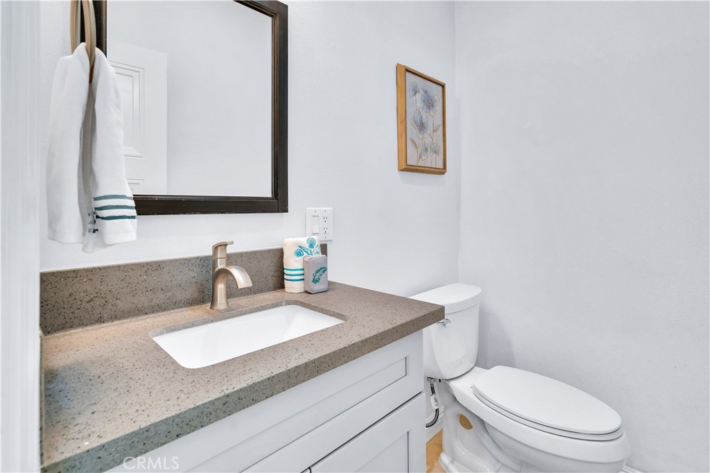 Redlands, California, 92373, United States, 6 Bedrooms Bedrooms, ,5 BathroomsBathrooms,Residential,For Sale,1976370