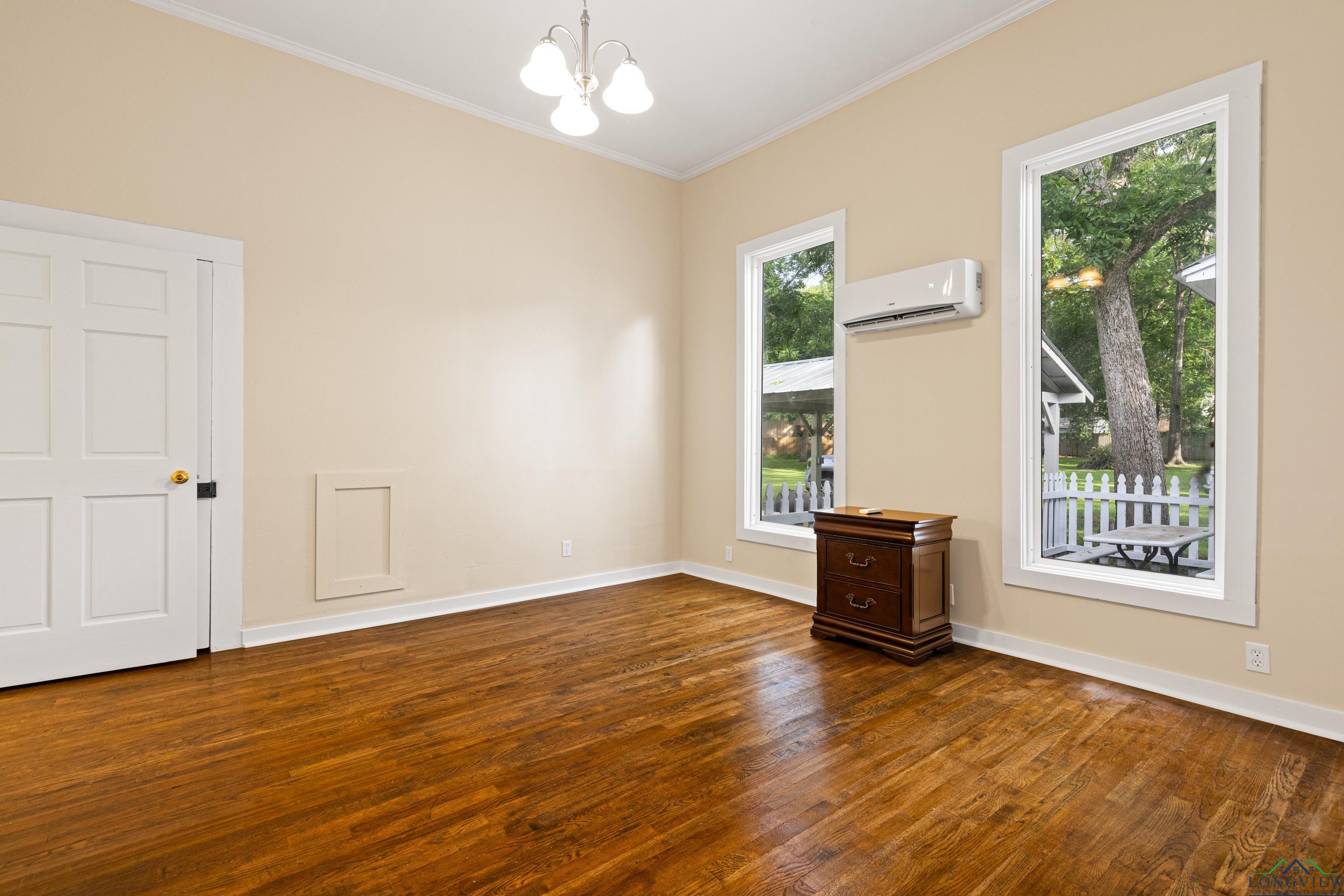 Jefferson, Texas, 75657, United States, 4 Bedrooms Bedrooms, ,5 BathroomsBathrooms,Residential,For Sale,1868474