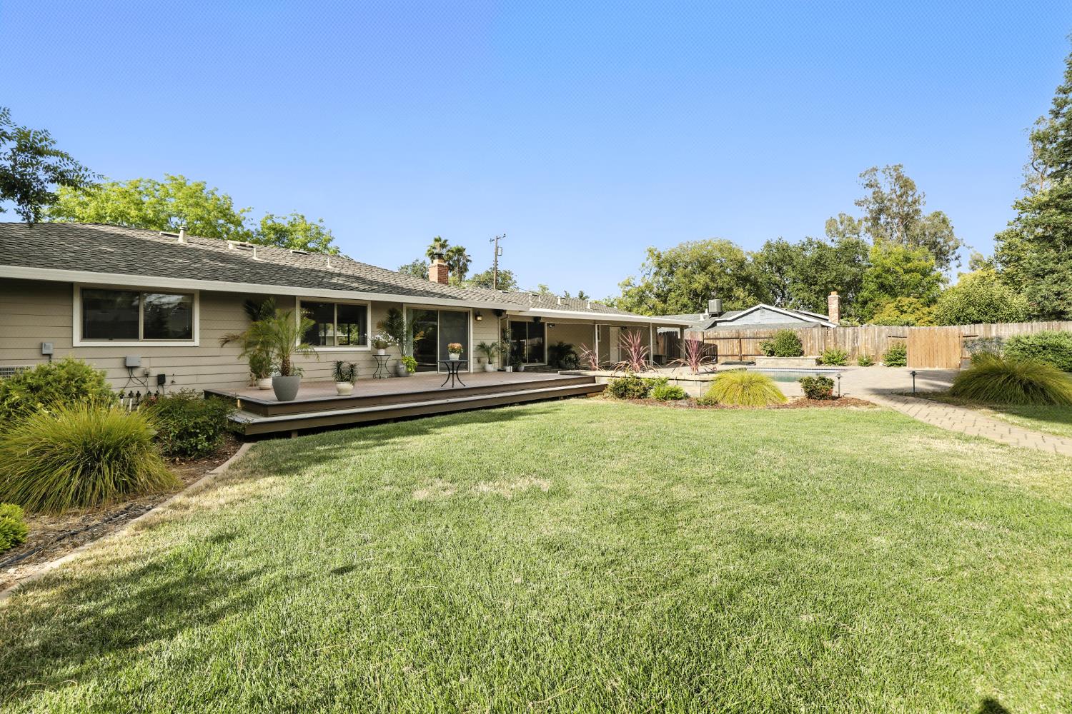 Sacramento, California, 95864, United States, 4 Bedrooms Bedrooms, ,2 BathroomsBathrooms,Residential,For Sale,1903750