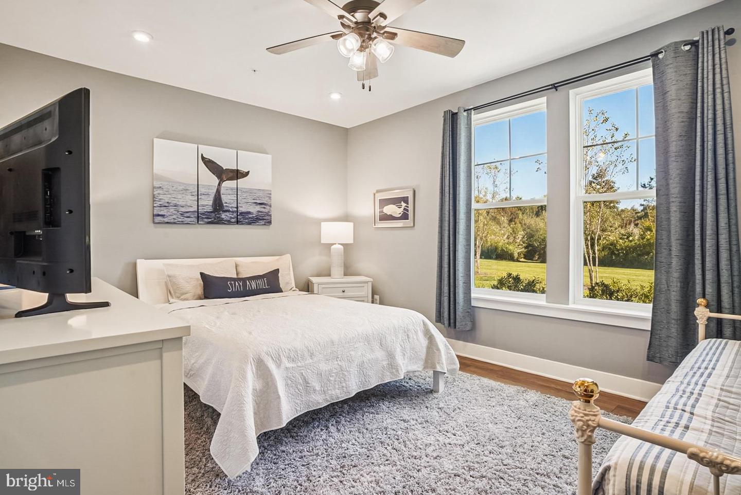 Chester, Maryland, 21619, United States, 2 Bedrooms Bedrooms, ,3 BathroomsBathrooms,Residential,For Sale,1968949