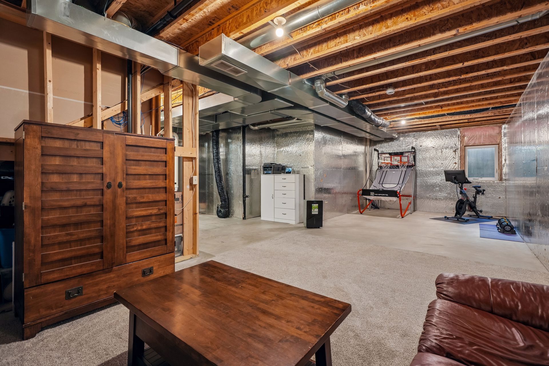  Beautifully Refreshed Home With Expansion Potential in Minnetrista - 物件實景