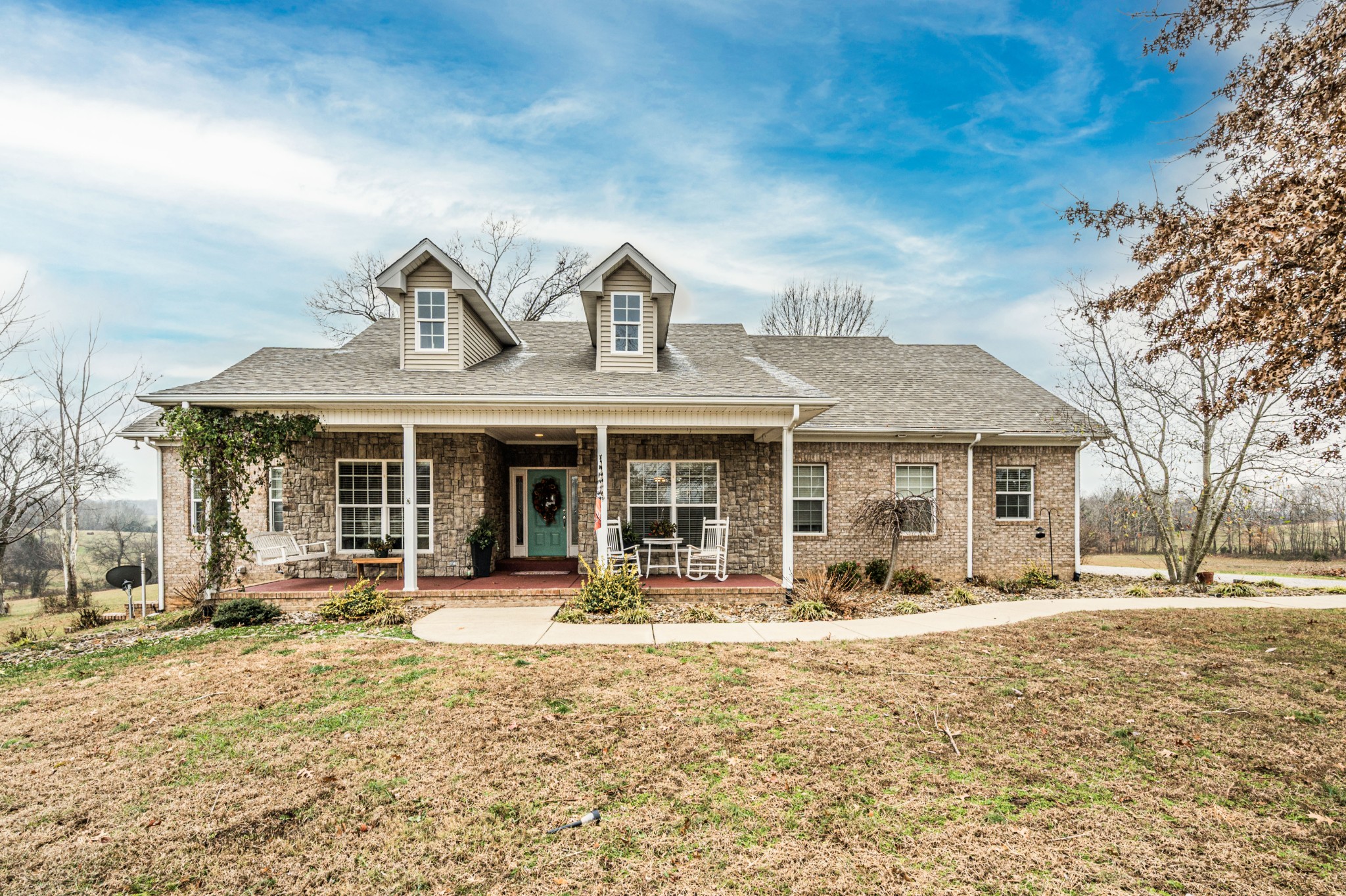 Scottsville, Kentucky, 42164, United States, 4 Bedrooms Bedrooms, ,4 BathroomsBathrooms,Residential,For Sale,2002114