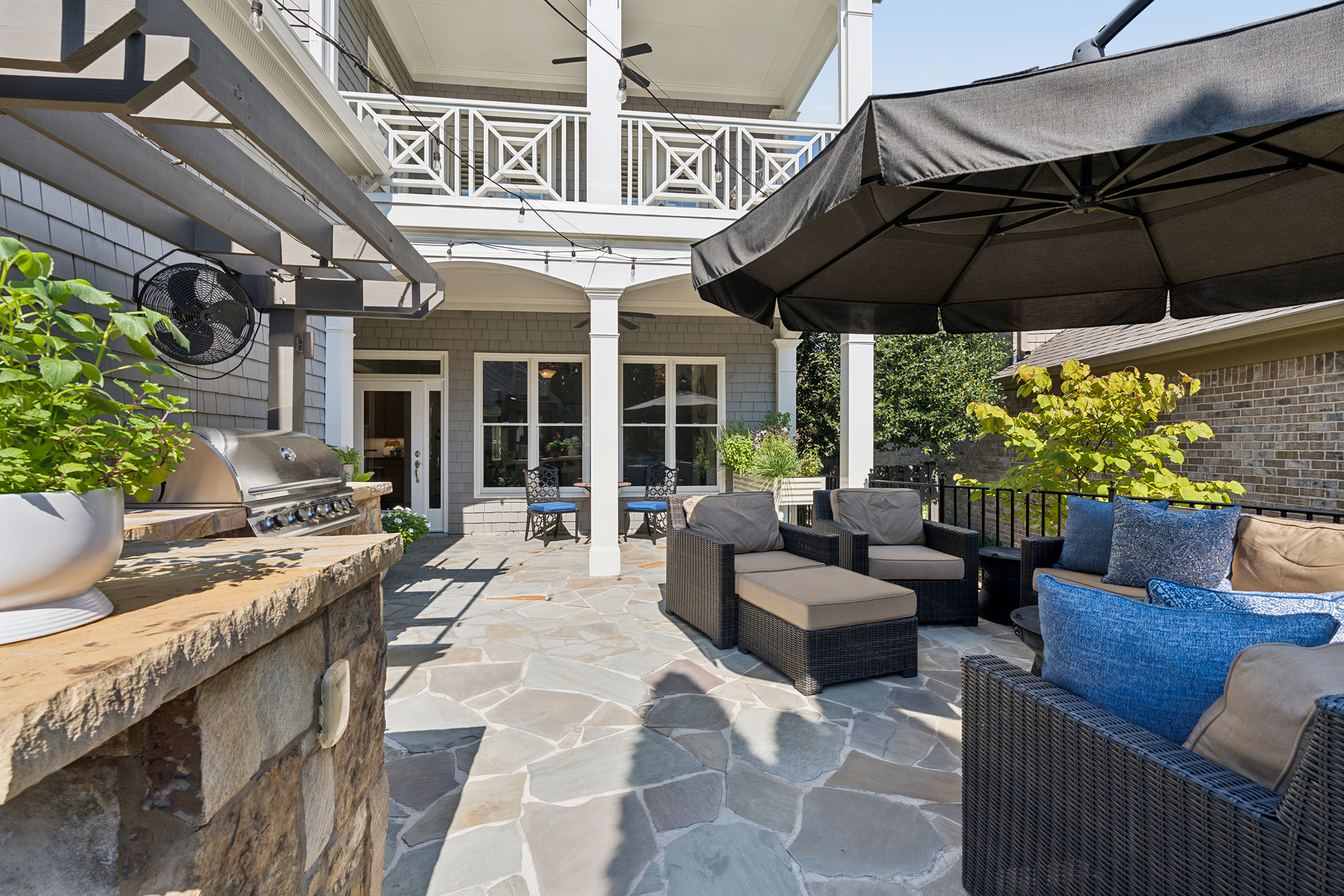 Timeless Coastal Charm, Comfortable Living, and Outstanding Outdoor Entertaining - 物件實景