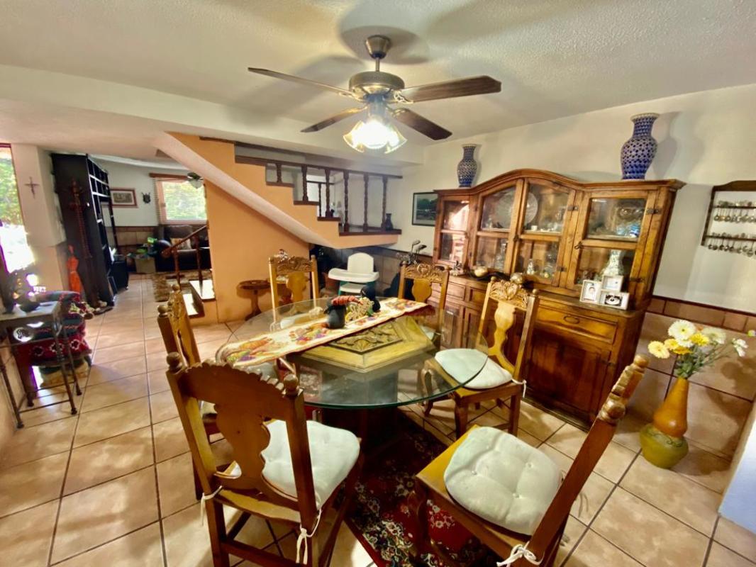 Lomas de San Mateo, Naucalpan de Juárez, Estado de México, 53227, Mexico, 4 Bedrooms Bedrooms, ,4 BathroomsBathrooms,Residential,For Sale,Lomas de San Mateo,1442481