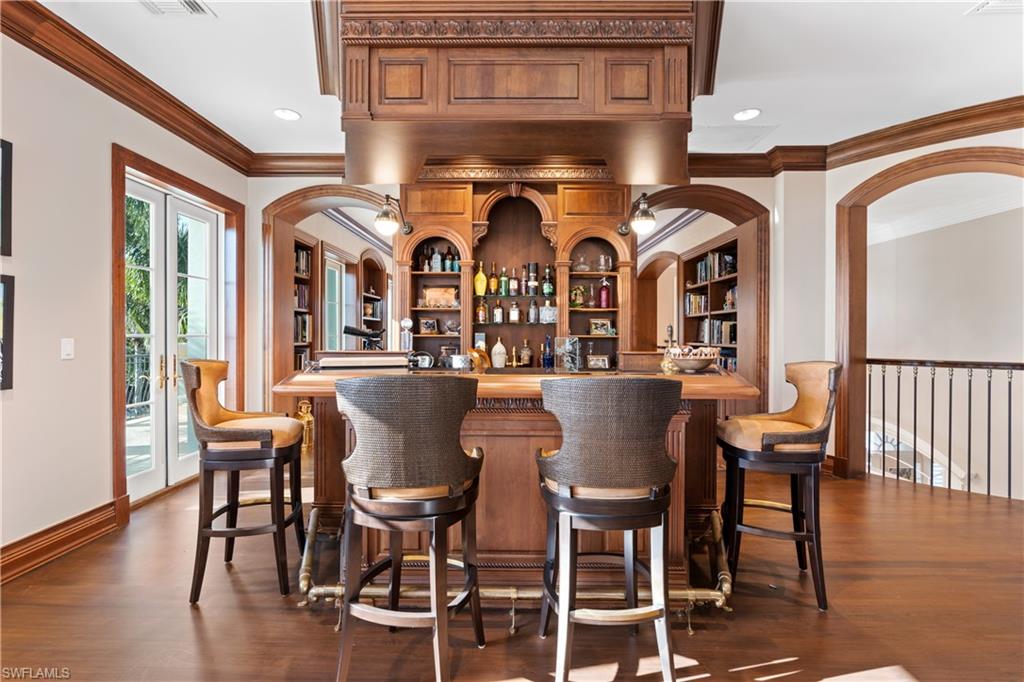 40 5th Ave S, Naples, Florida, 34102, United States, 5 Bedrooms Bedrooms, ,7 BathroomsBathrooms,Residential,For Sale,40 5th Ave S,1482244